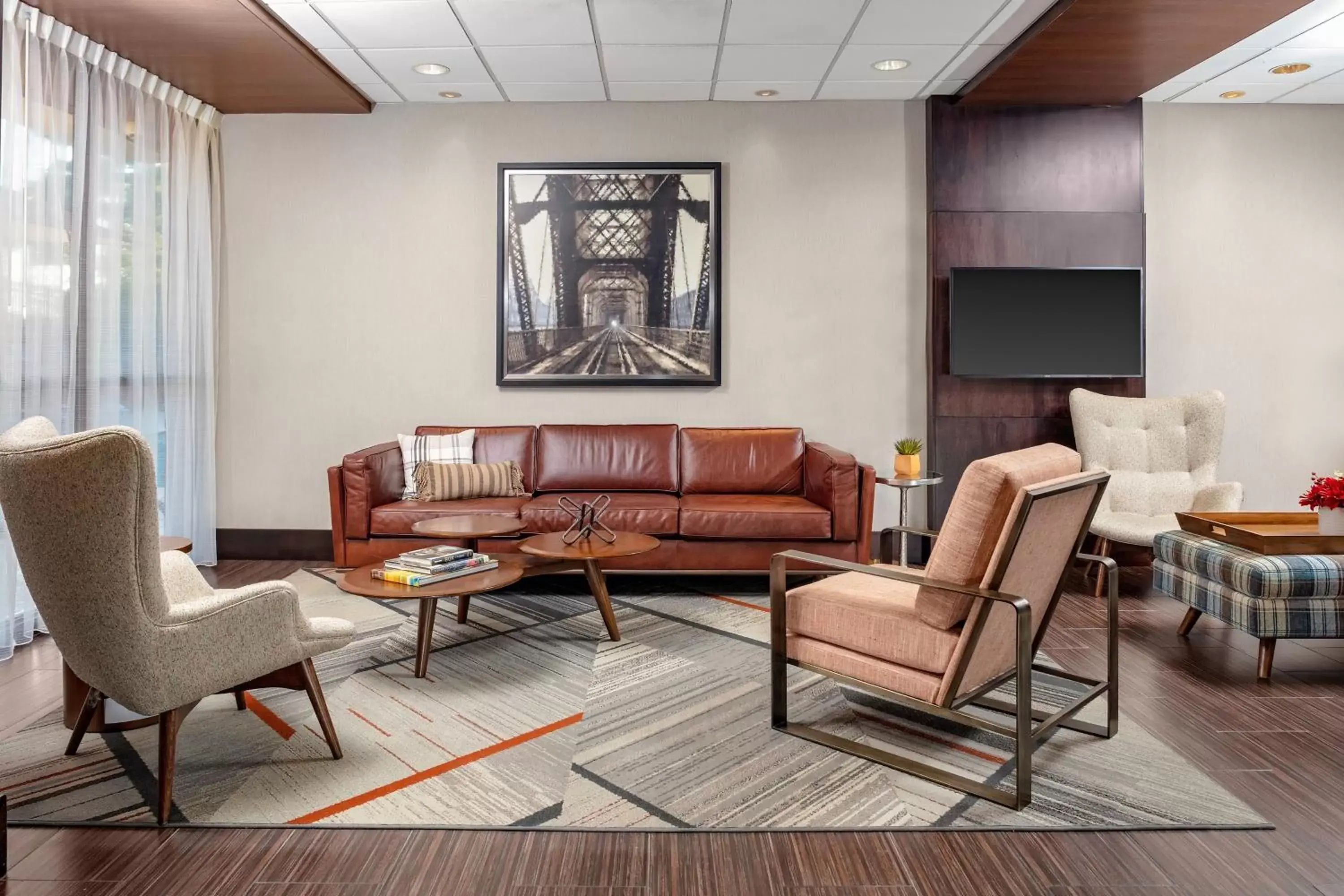 Lobby or reception, Seating Area in Four Points by Sheraton Memphis East