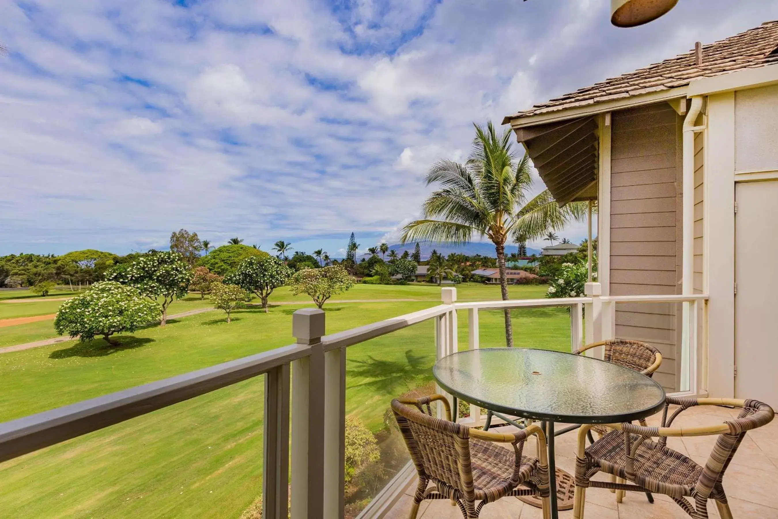 Photo of the whole room, Balcony/Terrace in Wailea Grand Champions Villas, a Destination by Hyatt Residence