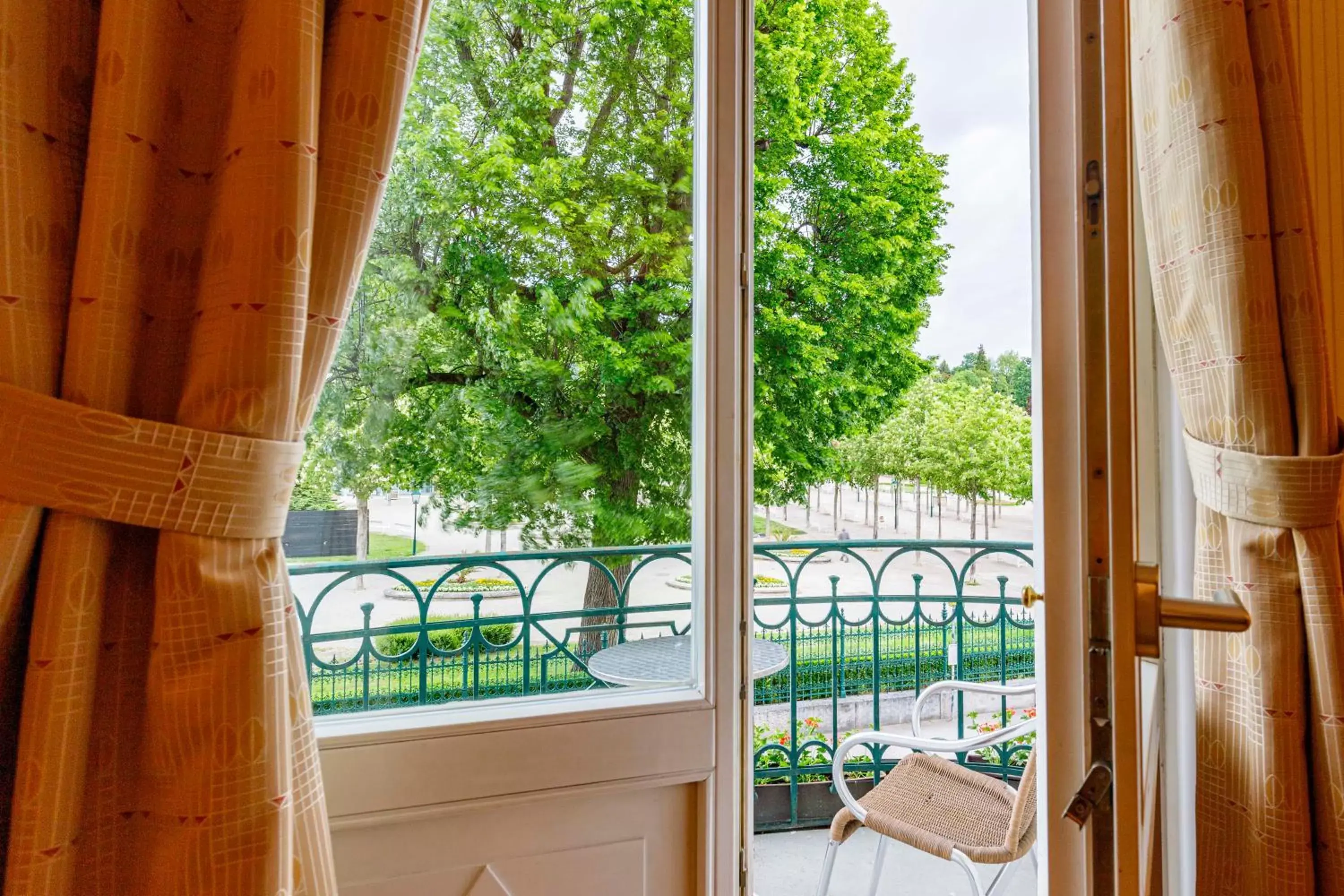 Balcony/Terrace, Pool View in Hotel Herzoghof