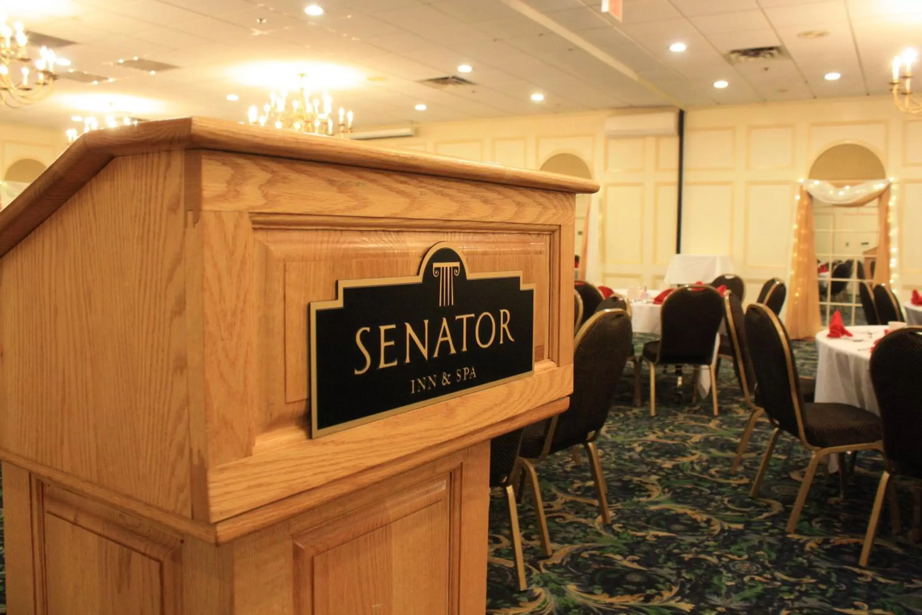 Banquet/Function facilities in Senator Inn & Spa