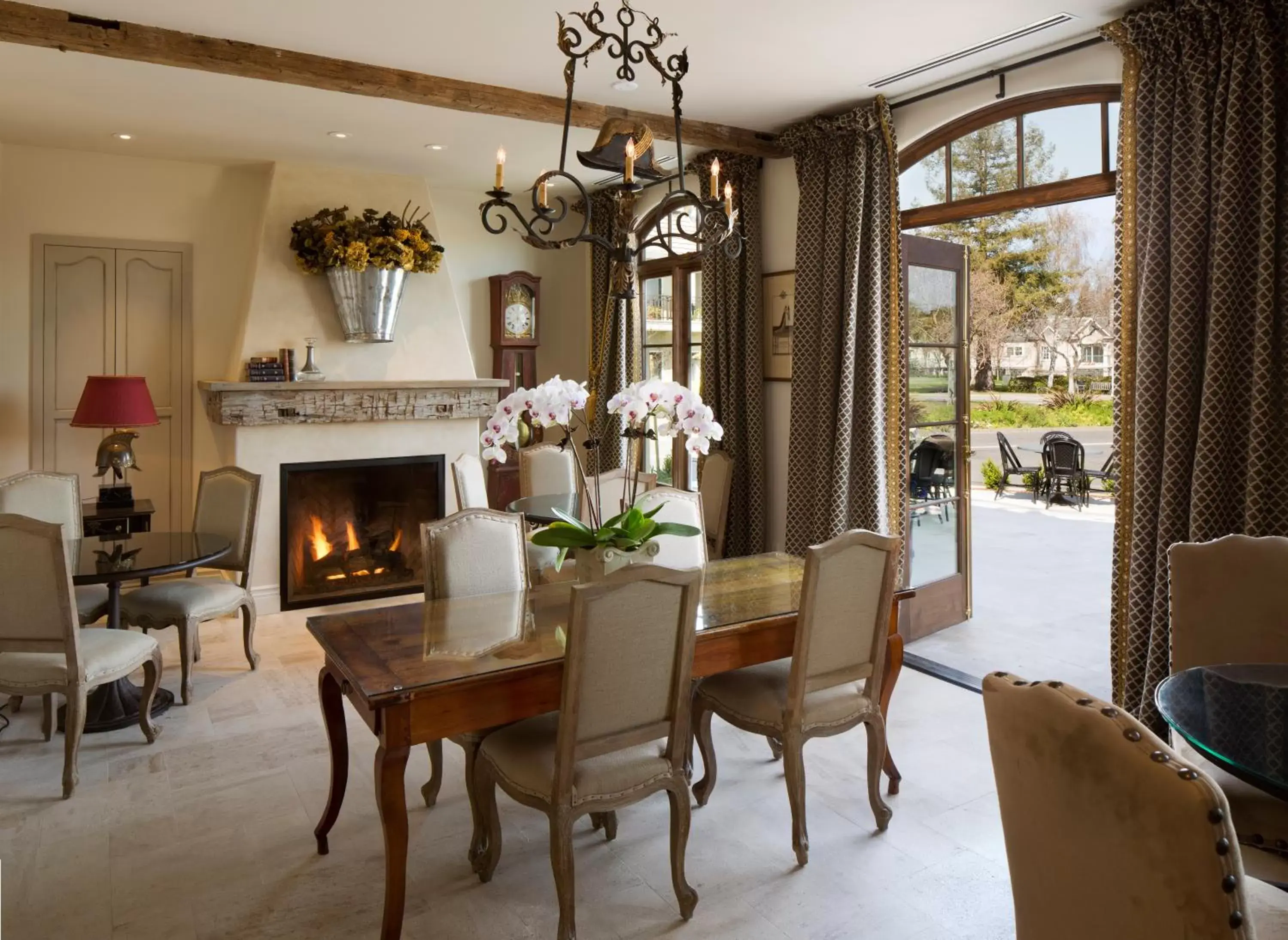 Property building in Enchante Boutique Hotel Property building in Enchante Boutique Hotel