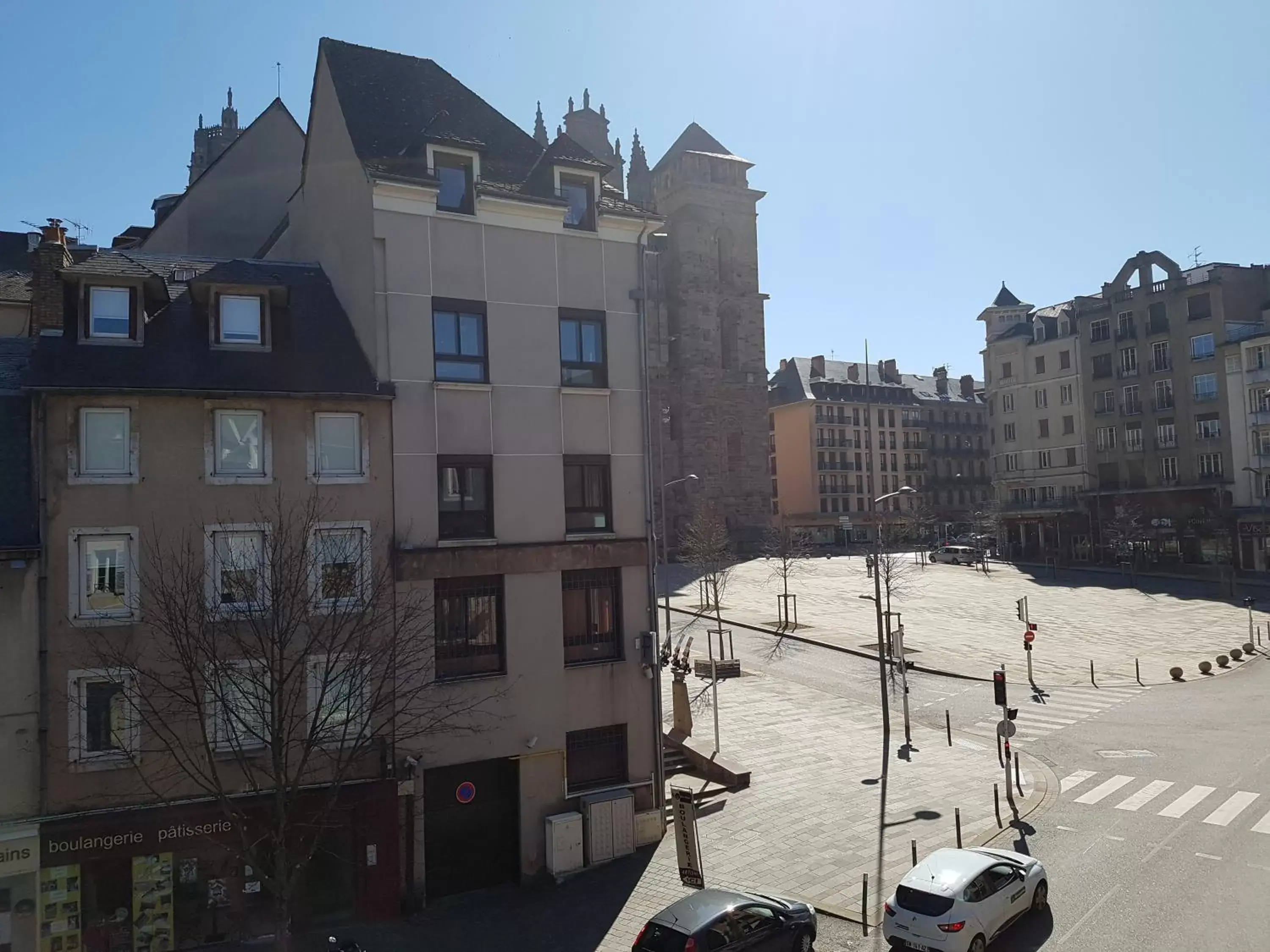 City view, Property Building in Logis Hôtel du Midi - Rodez Centre-Ville