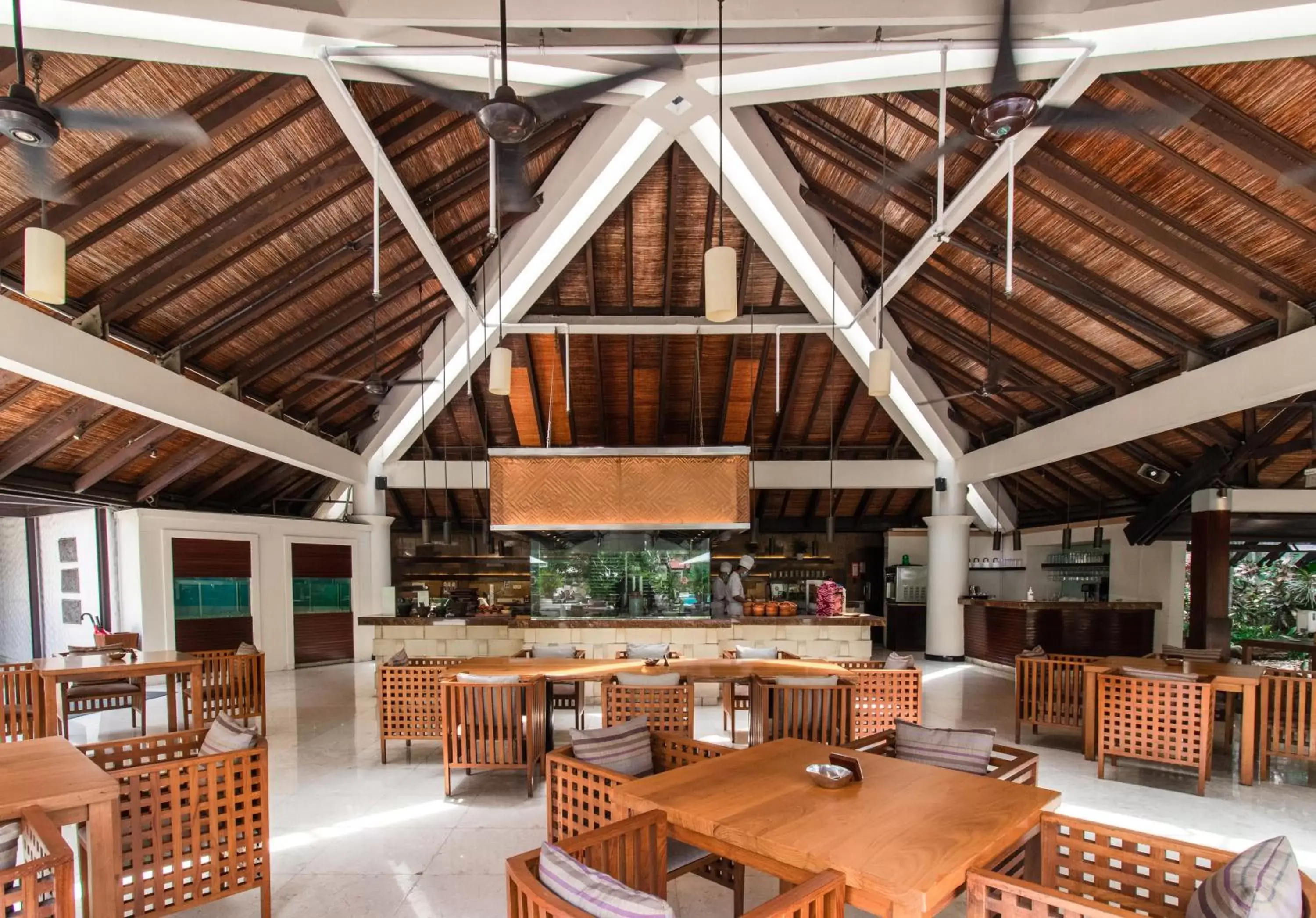 Restaurant/places to eat, Lounge/Bar in Grand Hyatt Jakarta