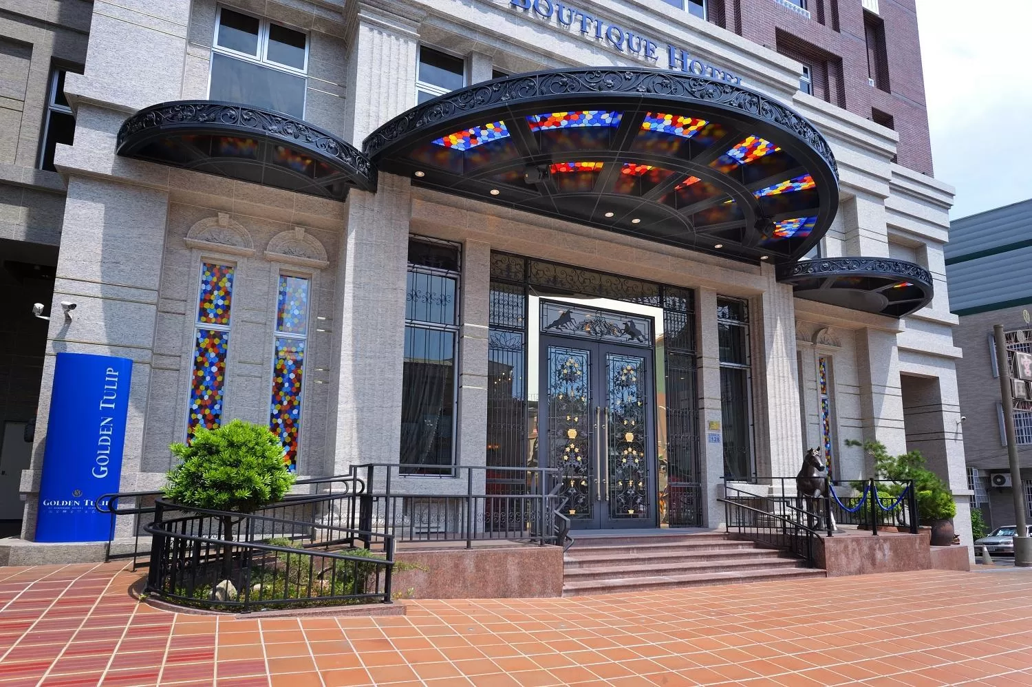 Property building in Golden Tulip RS Boutique Hotel-Tainan