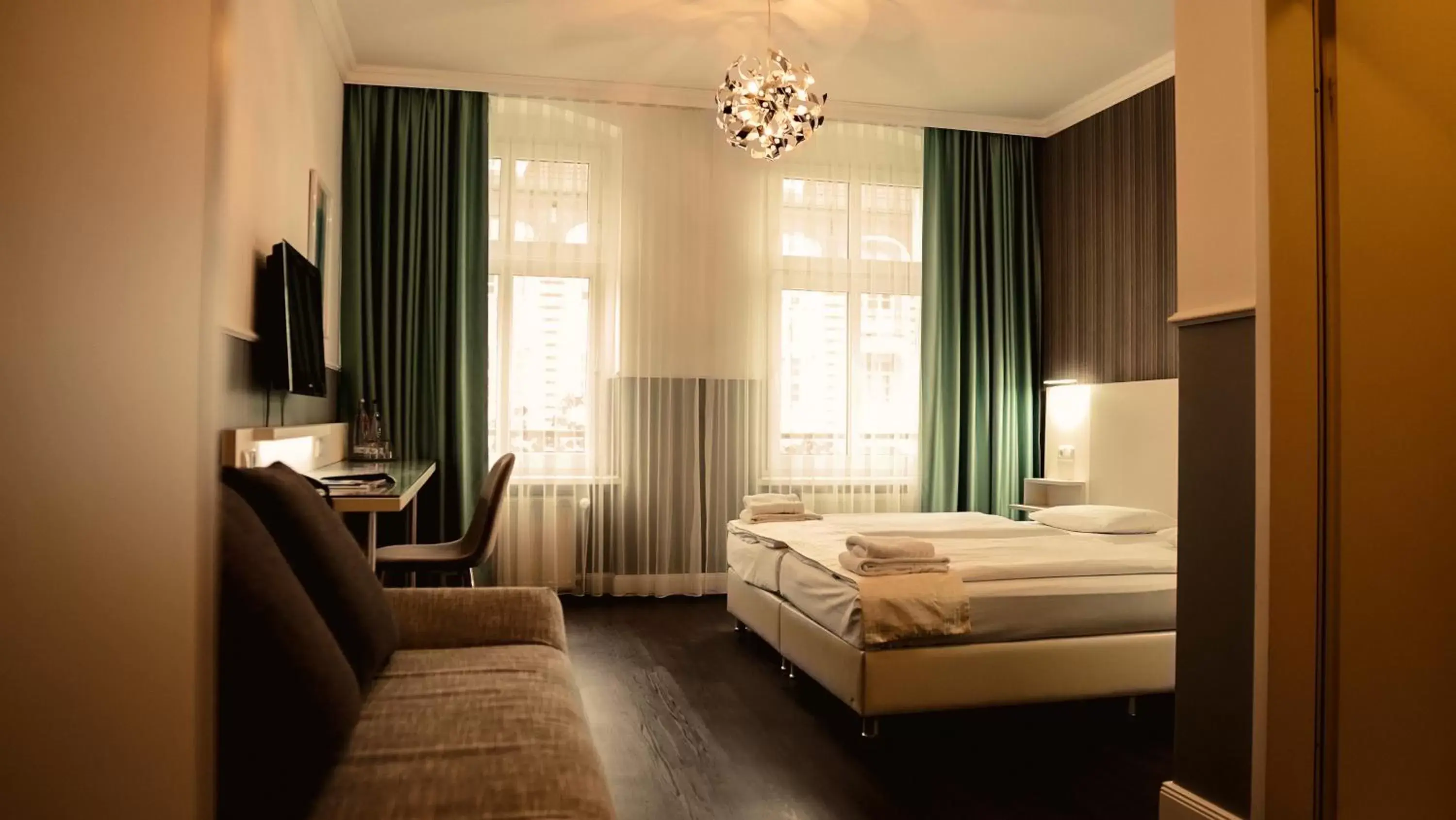 Photo of the whole room in Hotel Prens Berlin