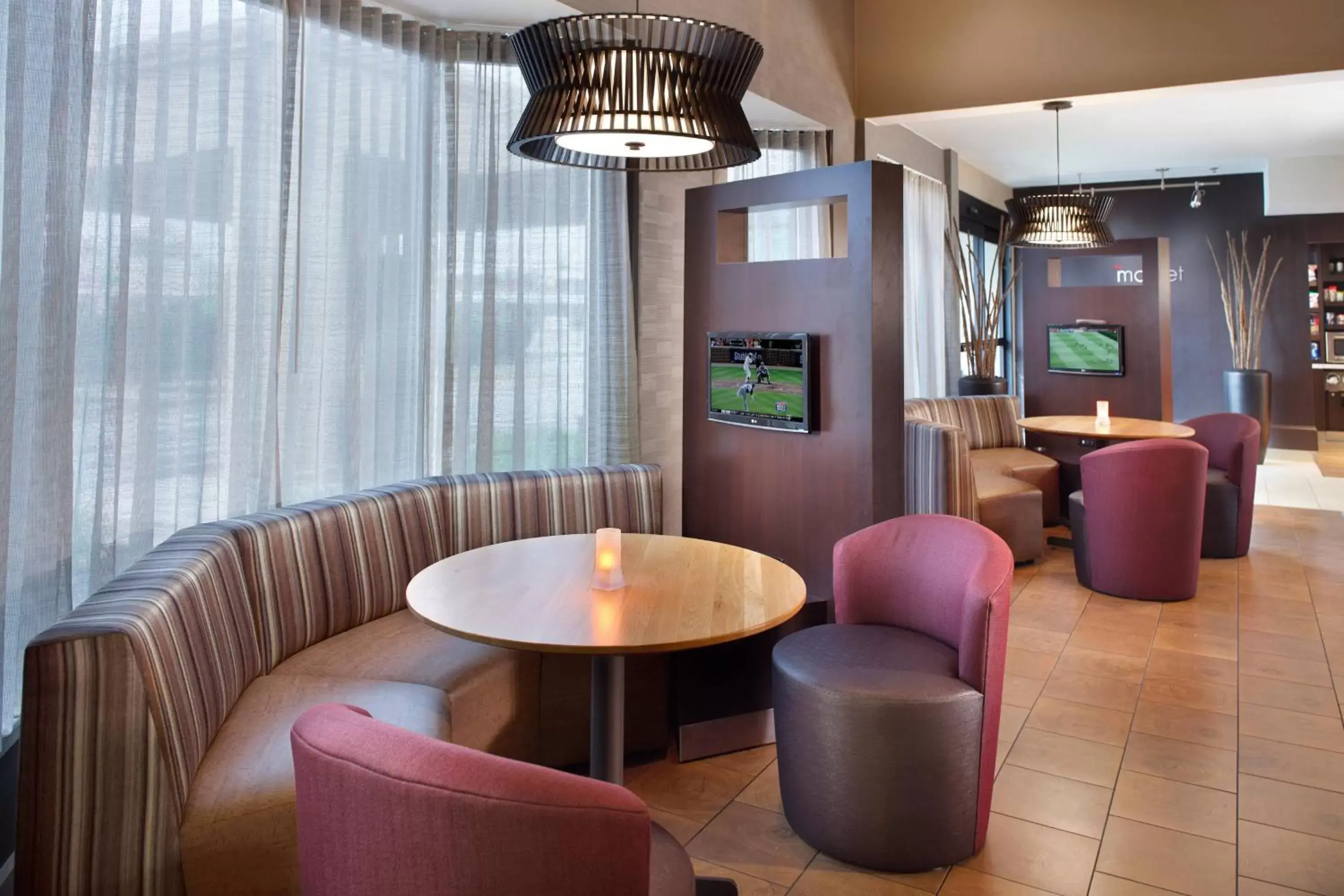 Other, Lounge/Bar in Courtyard by Marriott Fayetteville