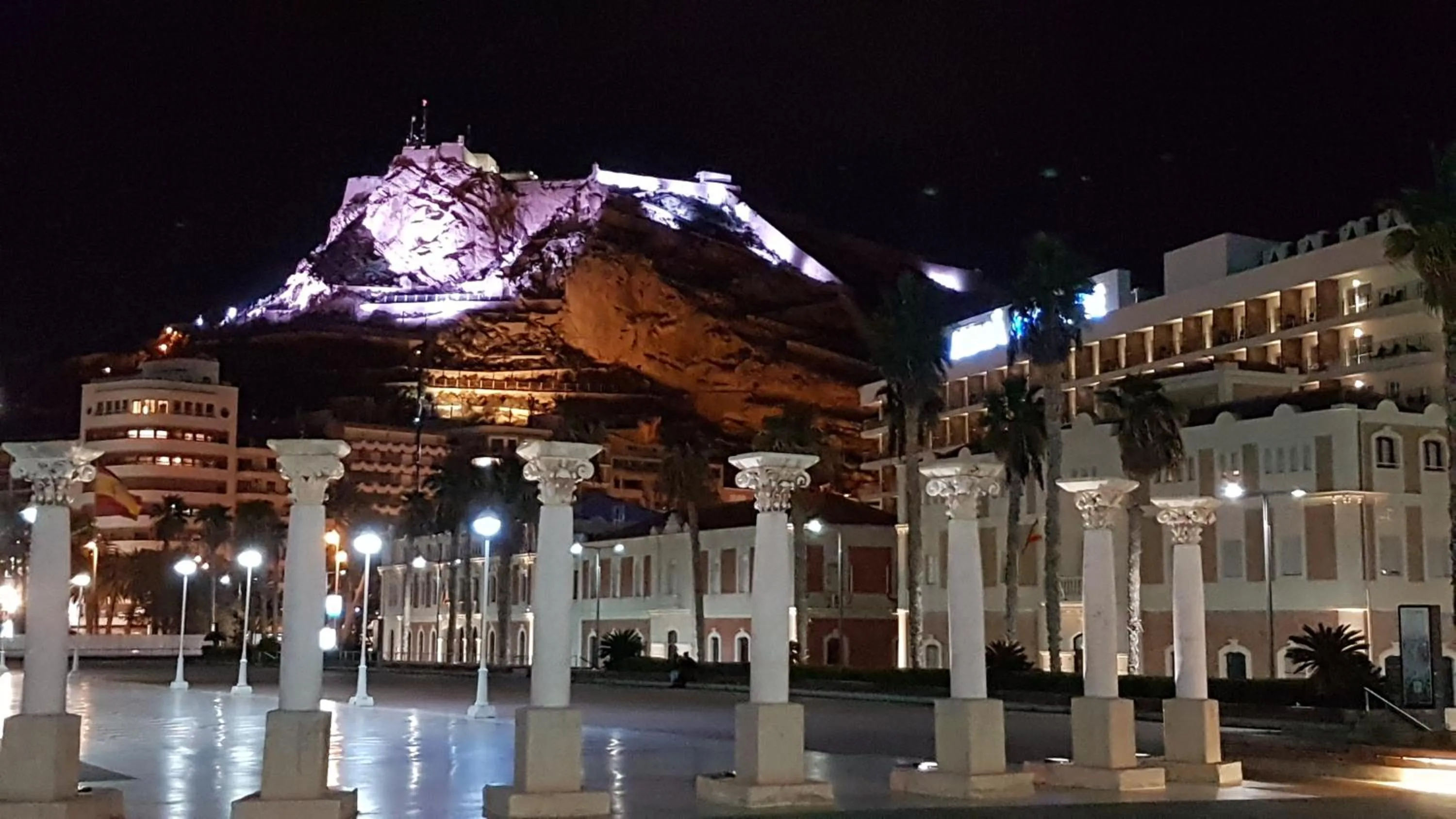 Nearby landmark in Artmonia