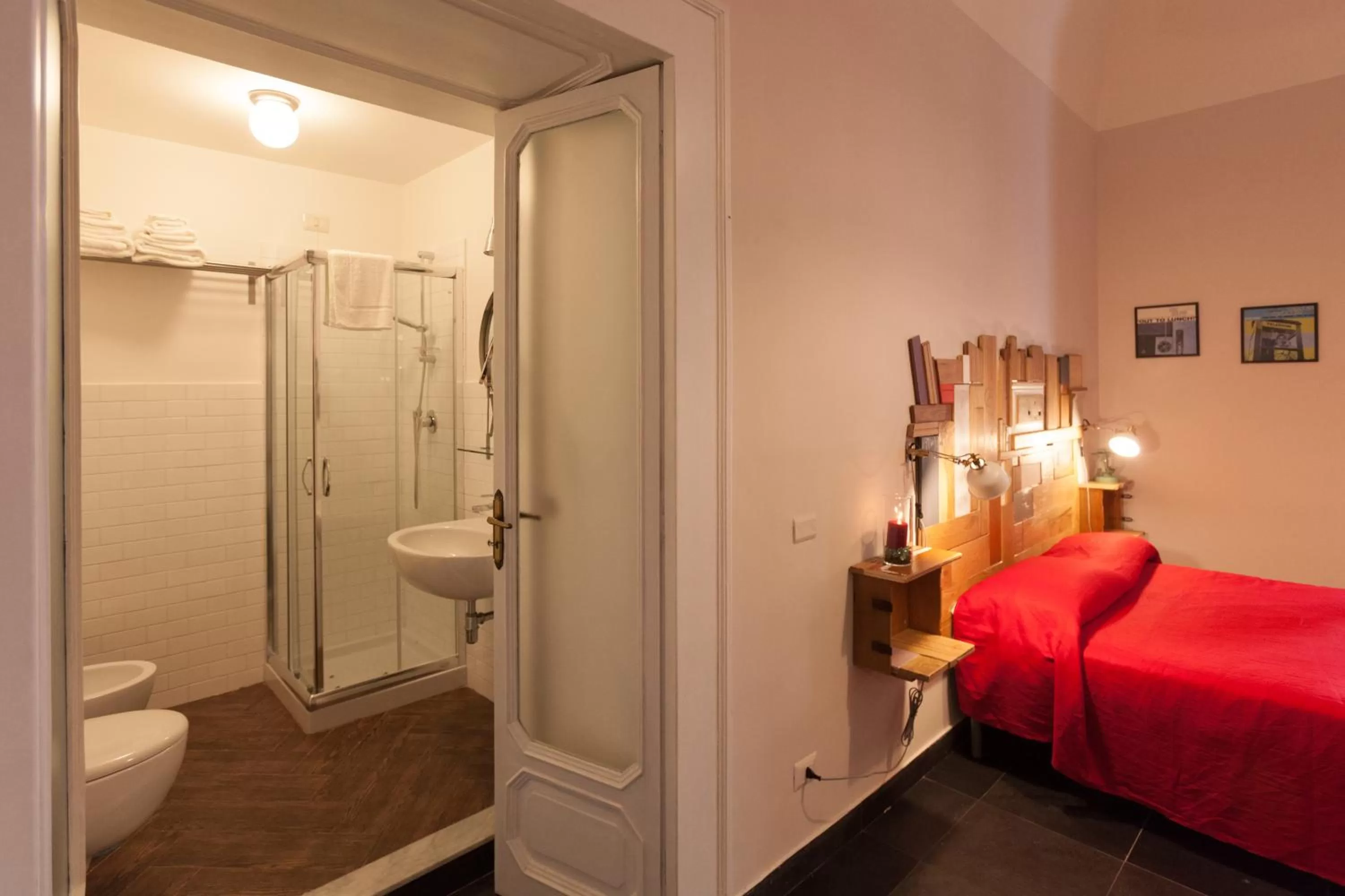 Bathroom, Bed in The Bellini House by House In Naples