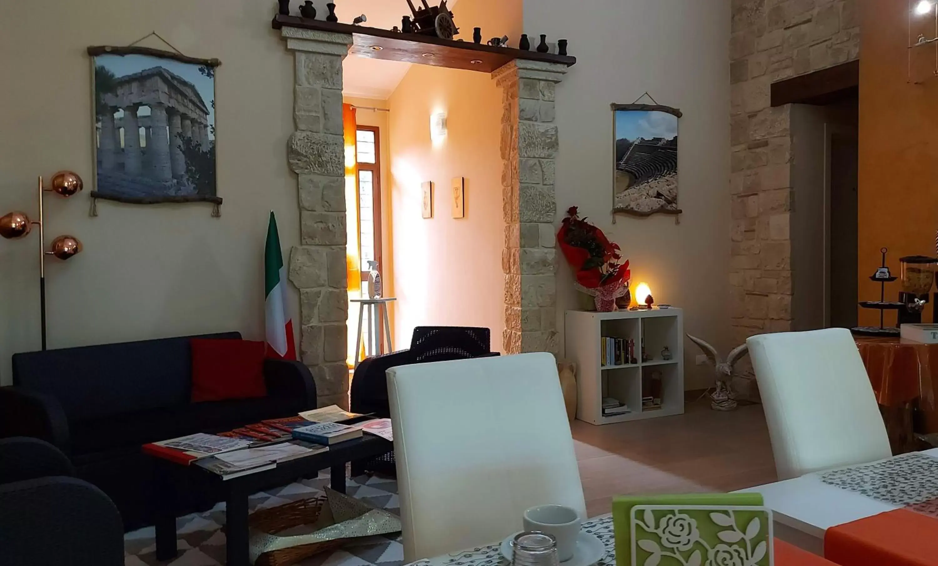 Seating area in La Suite Di Segesta