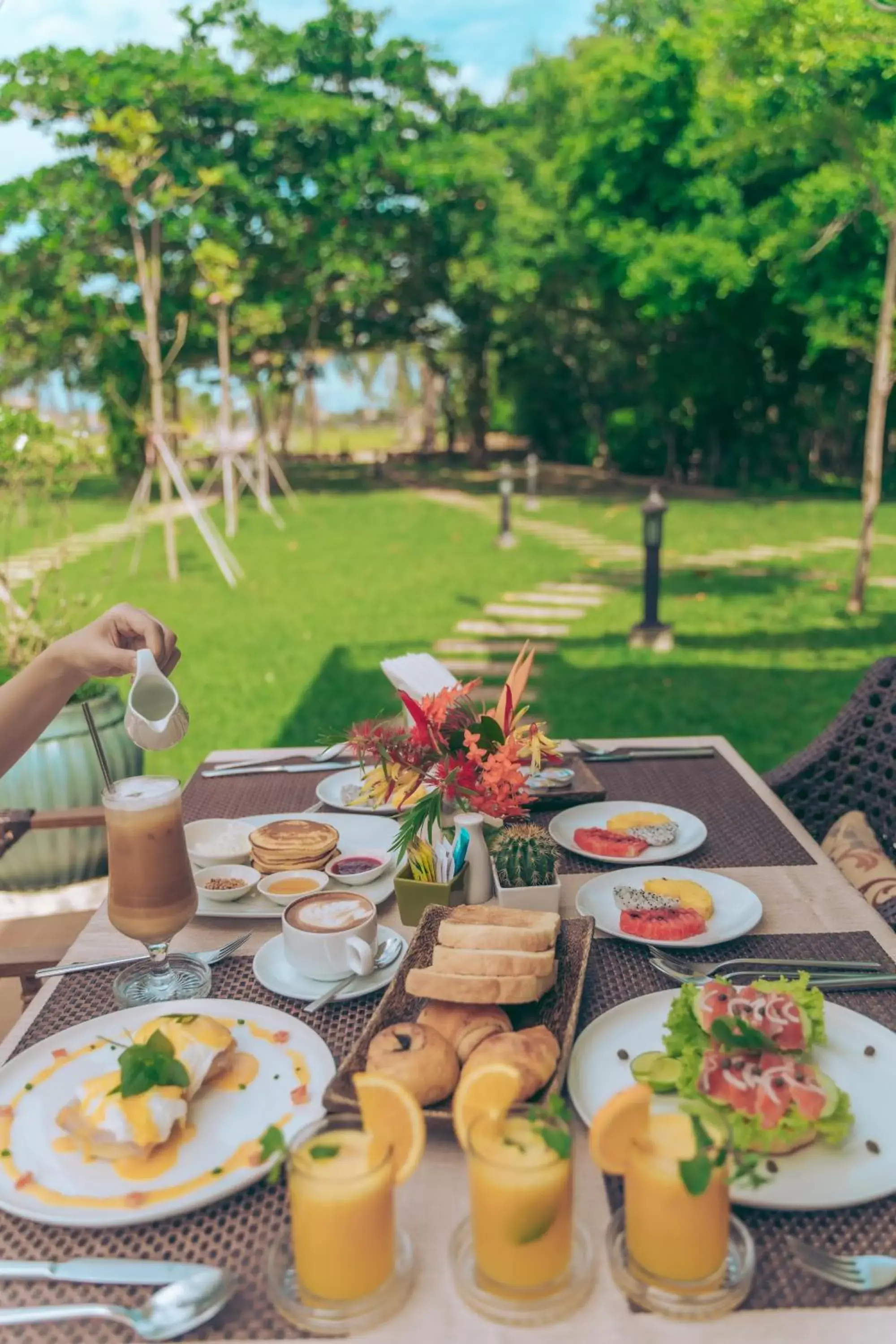 Breakfast in Samanea Beach Resort & Spa