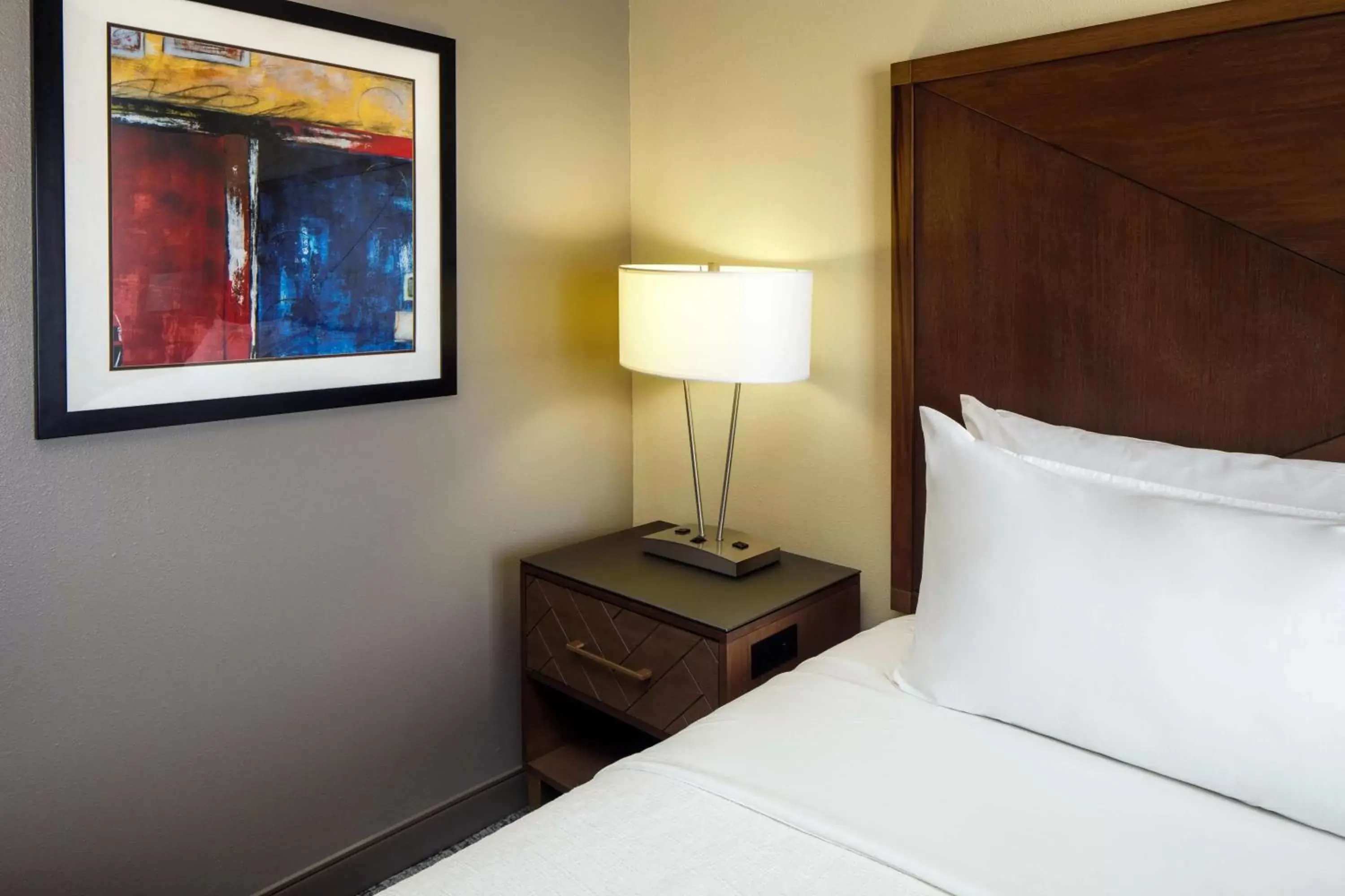 Bed in Embassy Suites by Hilton Laredo Bed in Embassy Suites by Hilton Laredo