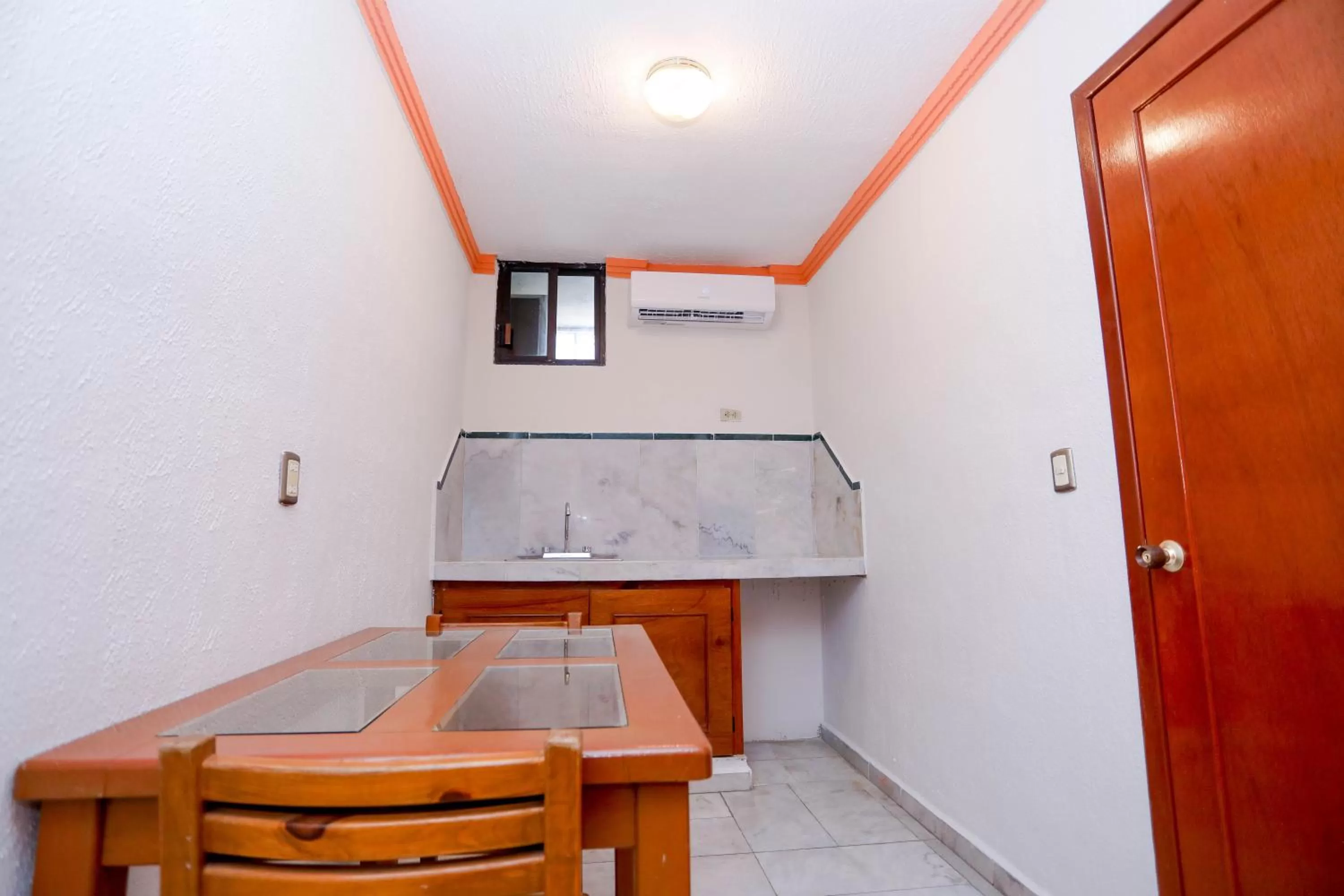 Dining area in Hotel Avenida Cancun