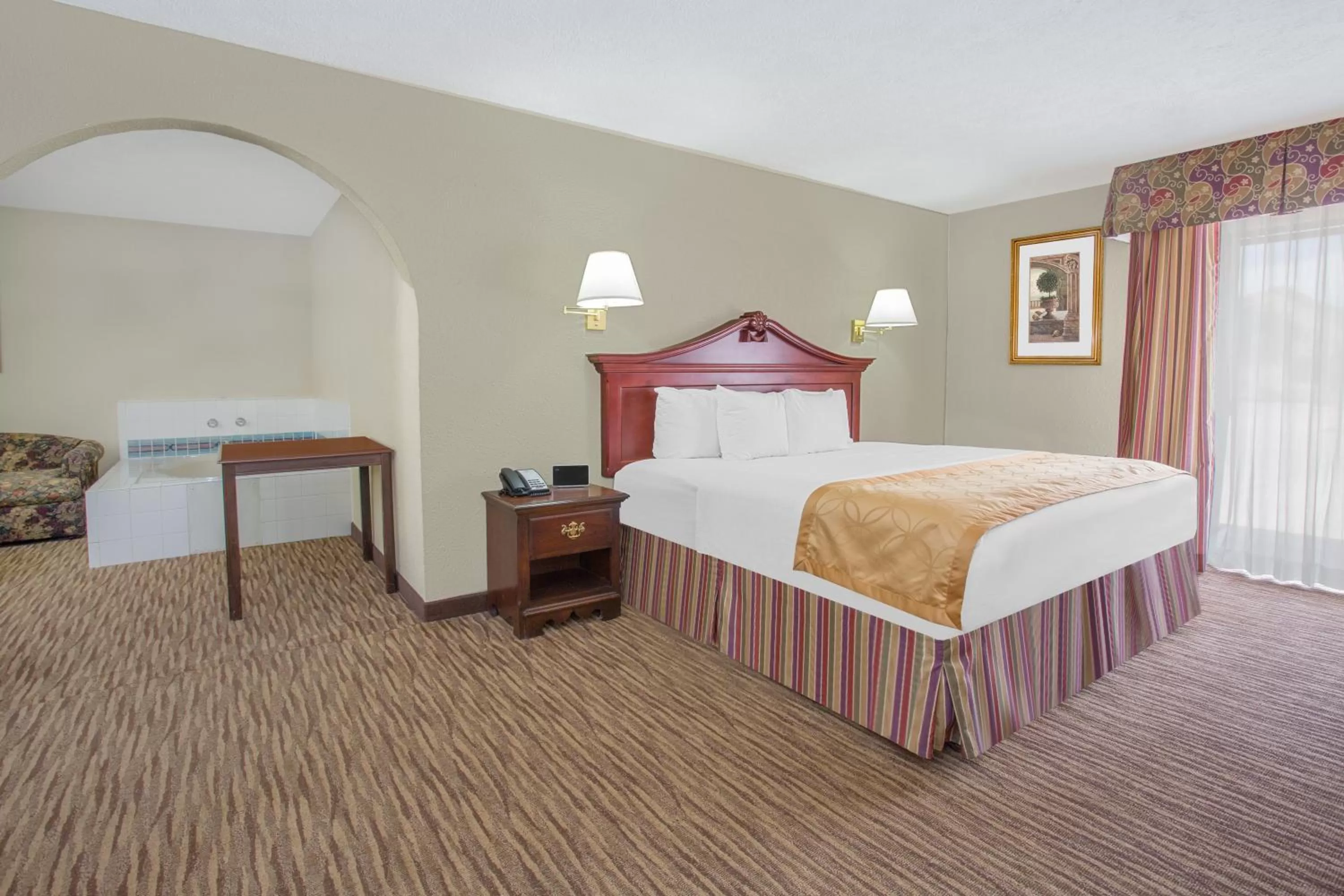 Bedroom, Bed in Days Inn & Suites by Wyndham Red Rock-Gallup