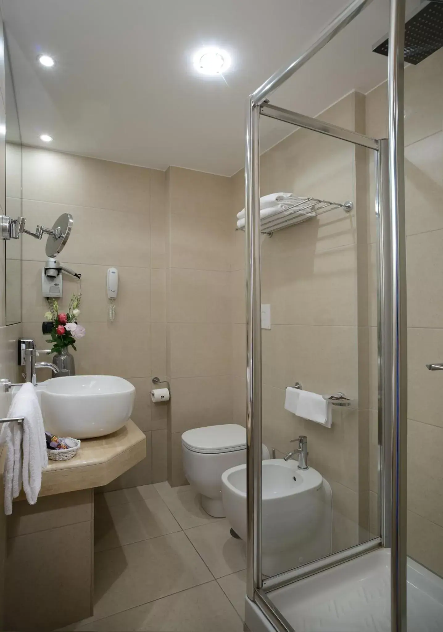 Bathroom in Best Western Hotel Rome Airport