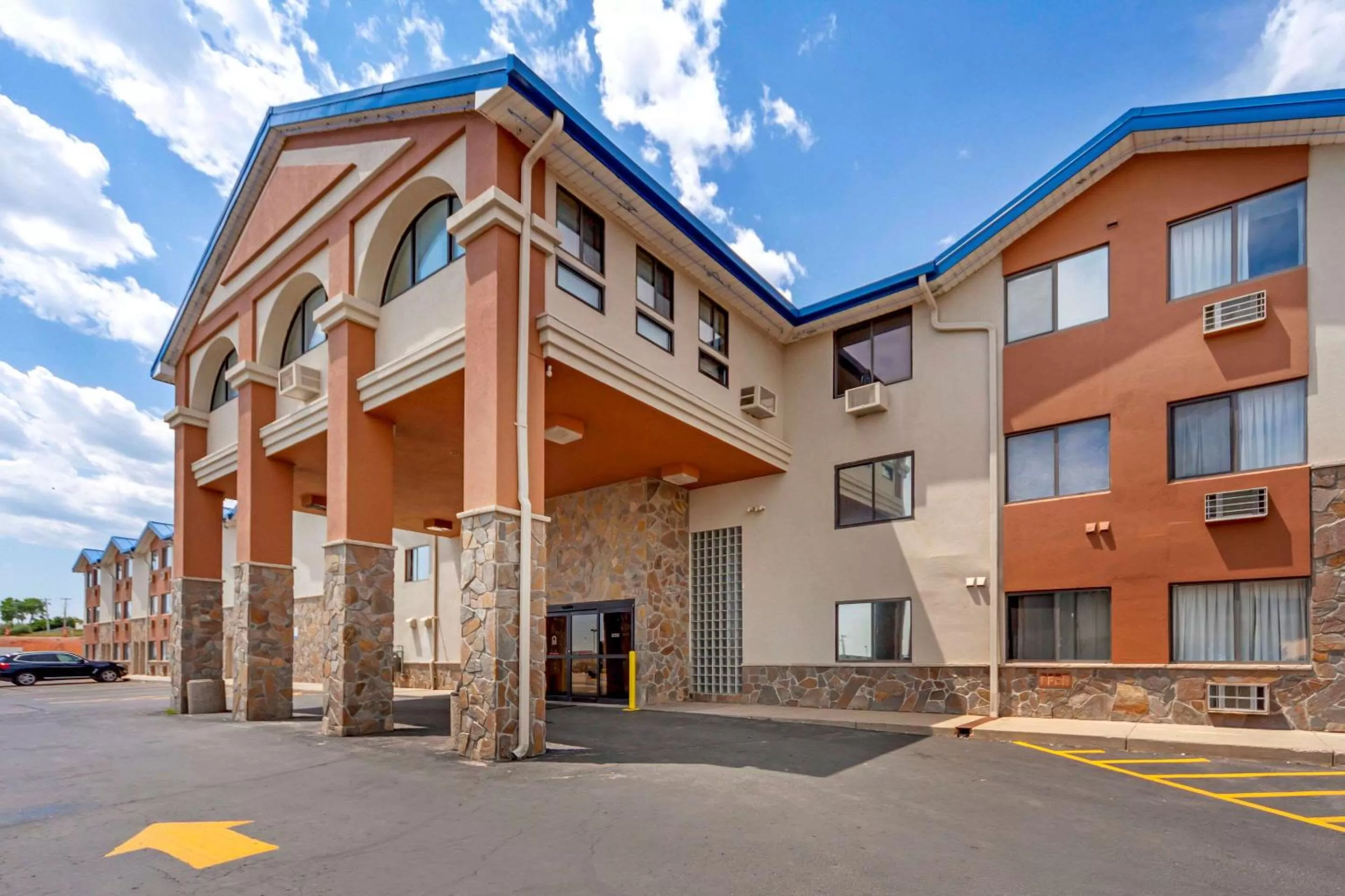 Property building in Econo Lodge Black Hills