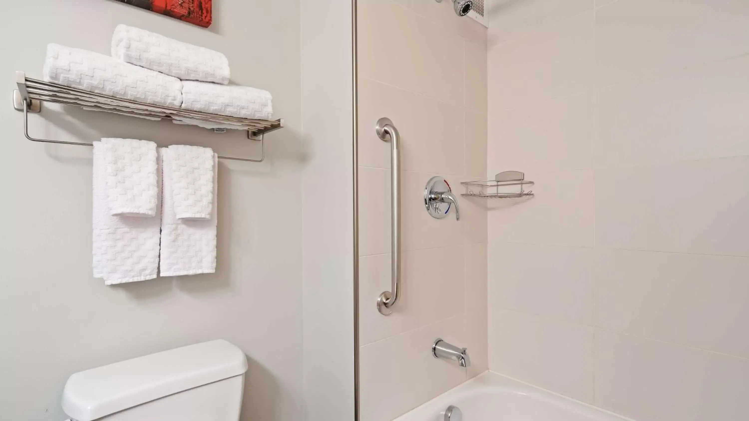 Photo of the whole room, Bathroom in Best Western Plus Airport Inn & Suites