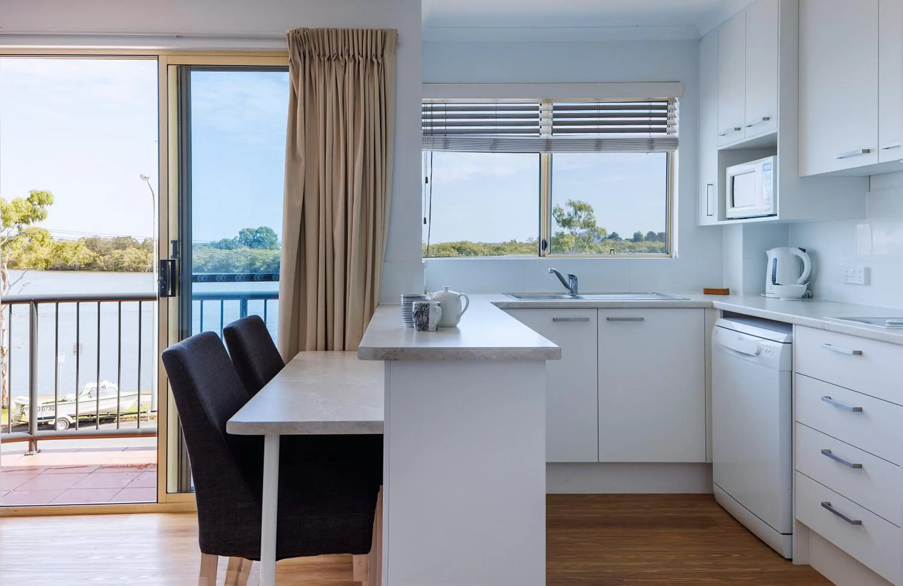 Kitchen or kitchenette, Kitchen/Kitchenette in River Sands Apartments