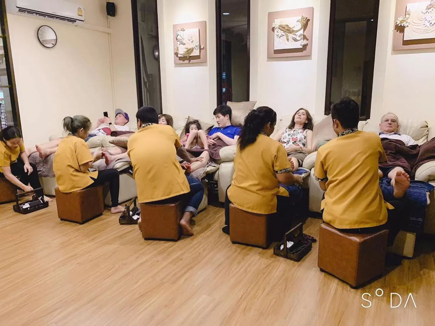 Massage in Dewan Bangkok - SHA Certified