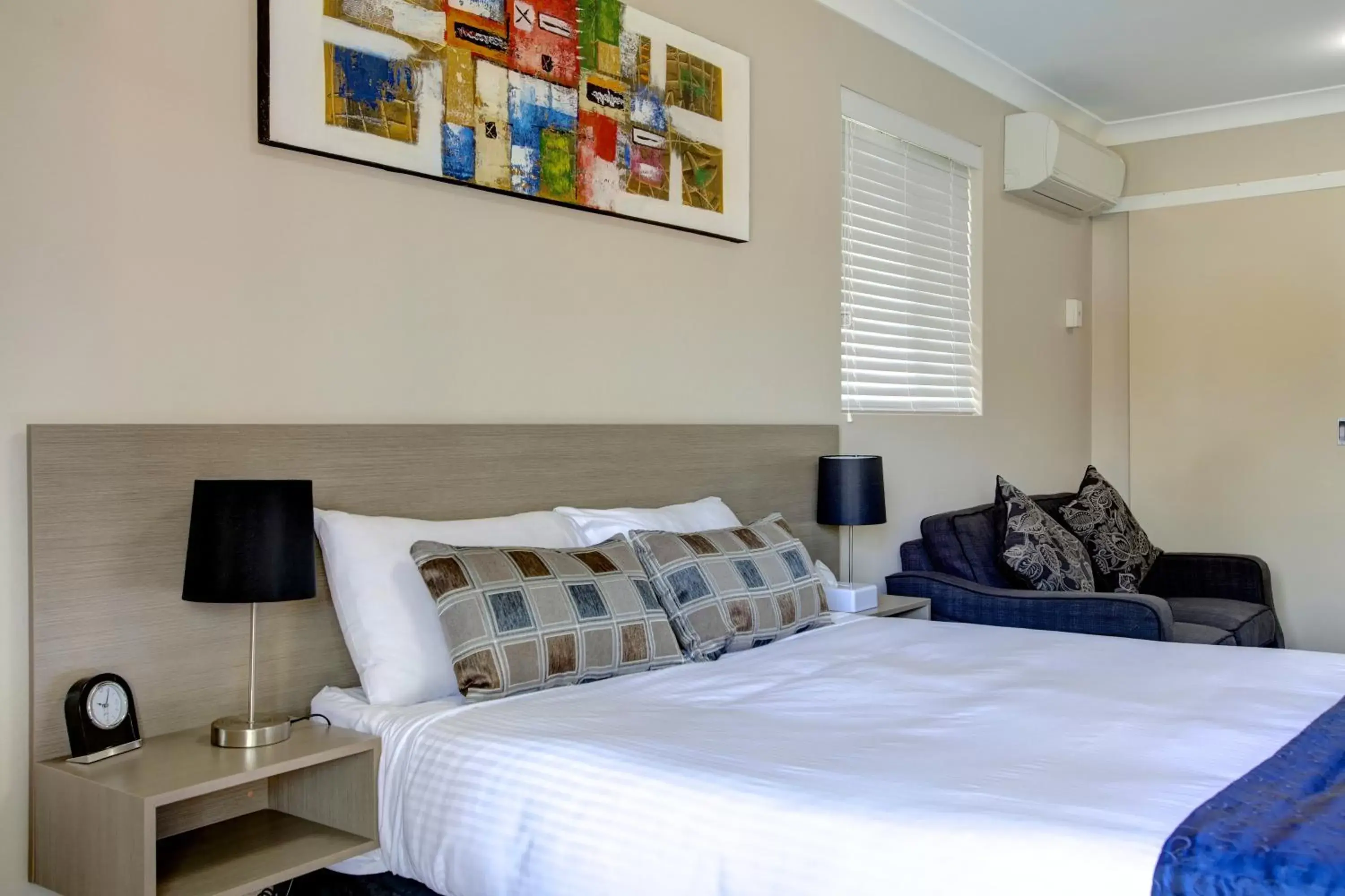 Bedroom, Bed in Beachpark Apartments Coffs Harbour