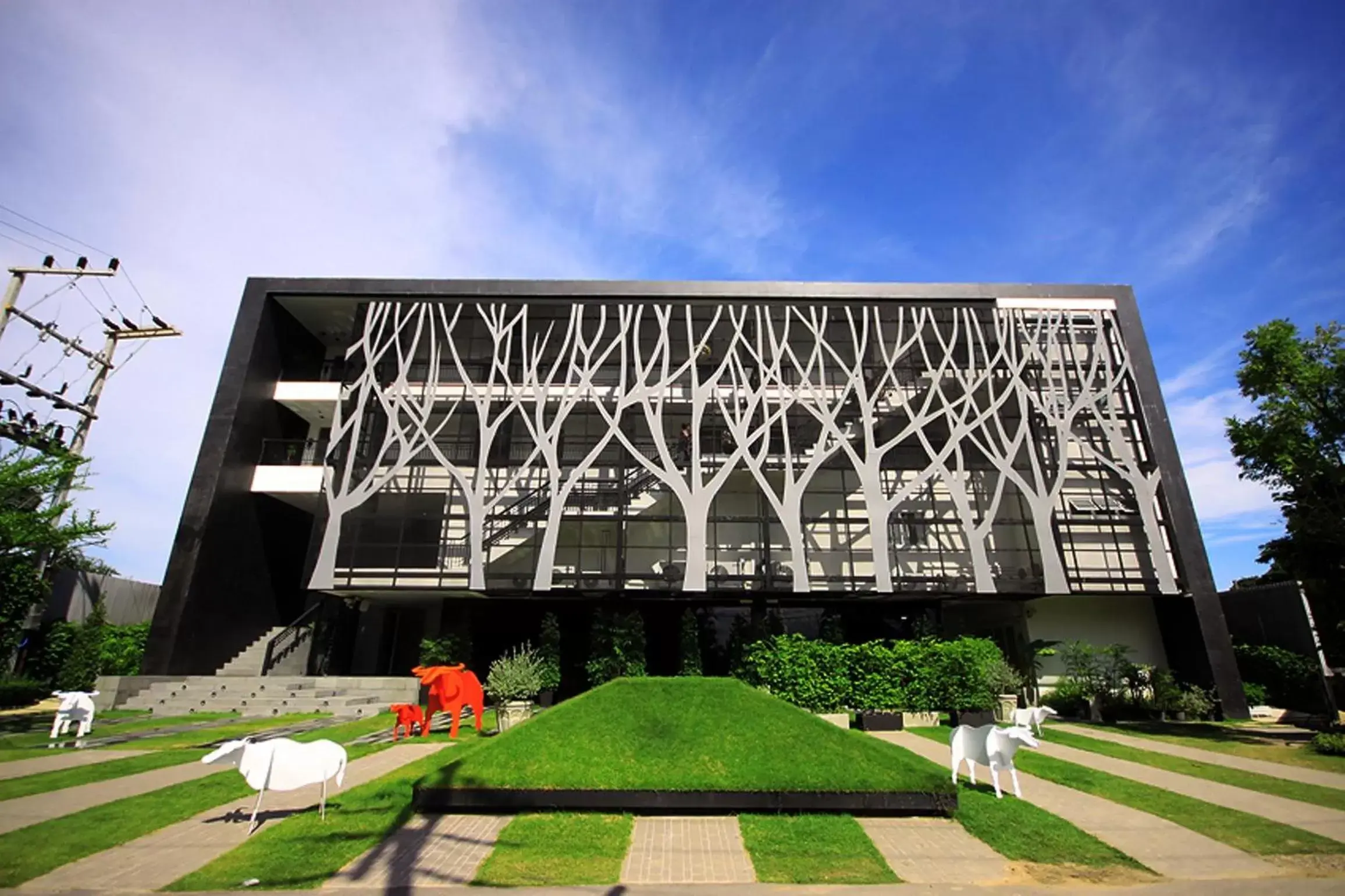 Facade/entrance in Cher Resort Facade/entrance in Cher Resort