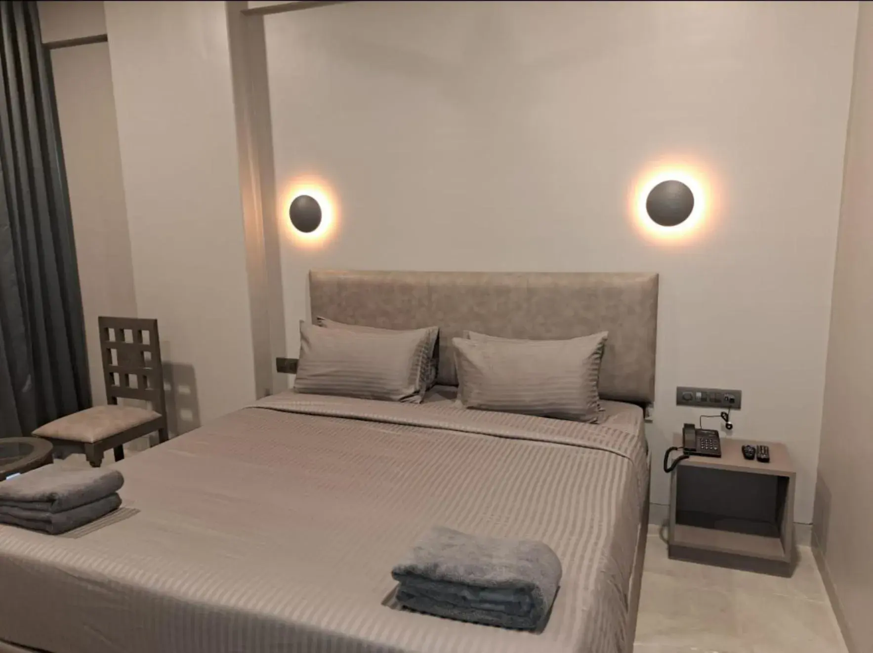 Bed in Sai Celebrations Inn Shirdi Bed in Sai Celebrations Inn Shirdi