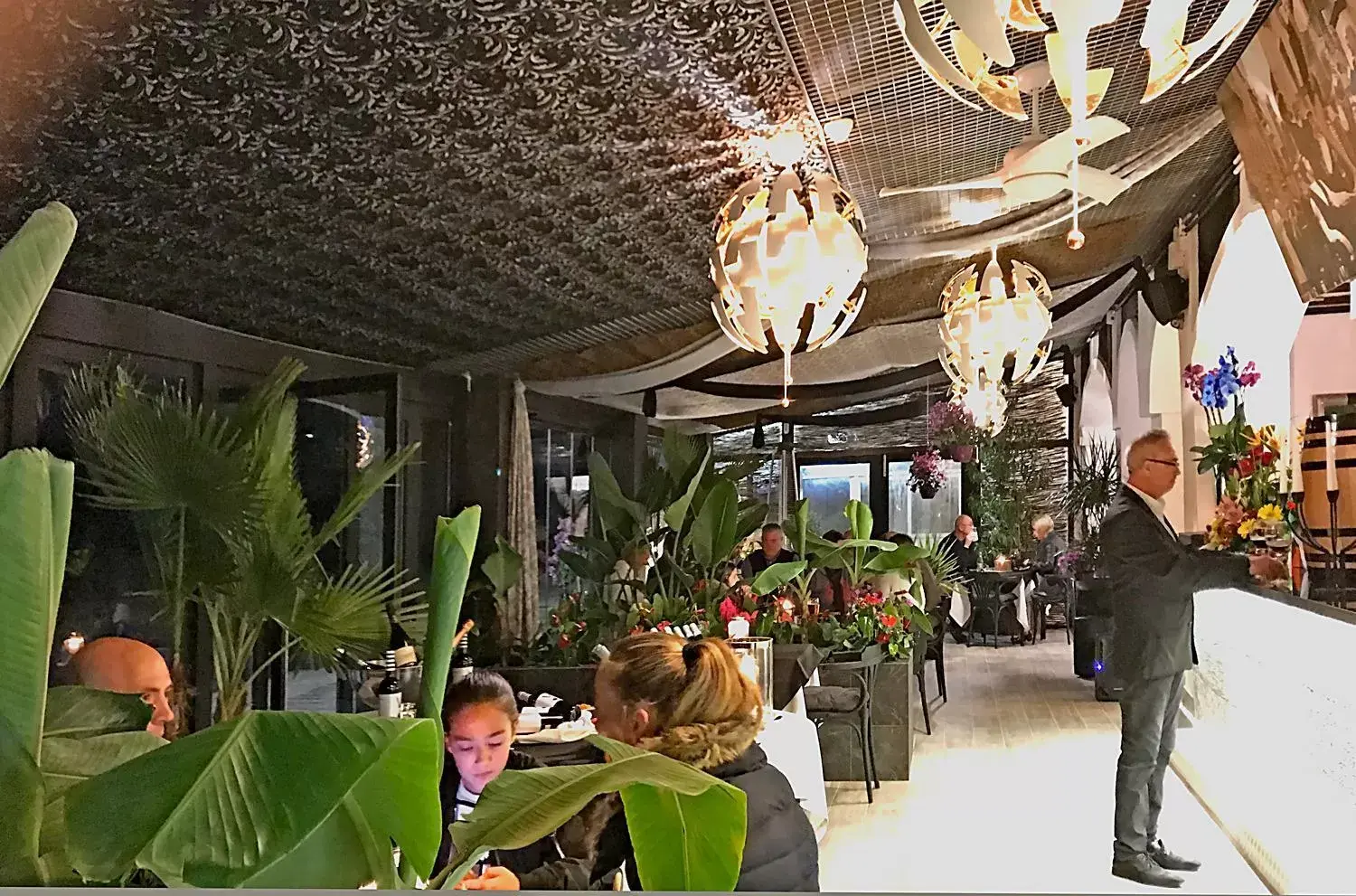 Restaurant/places to eat in Lloyds Beach Club Restaurant/places to eat in Lloyds Beach Club