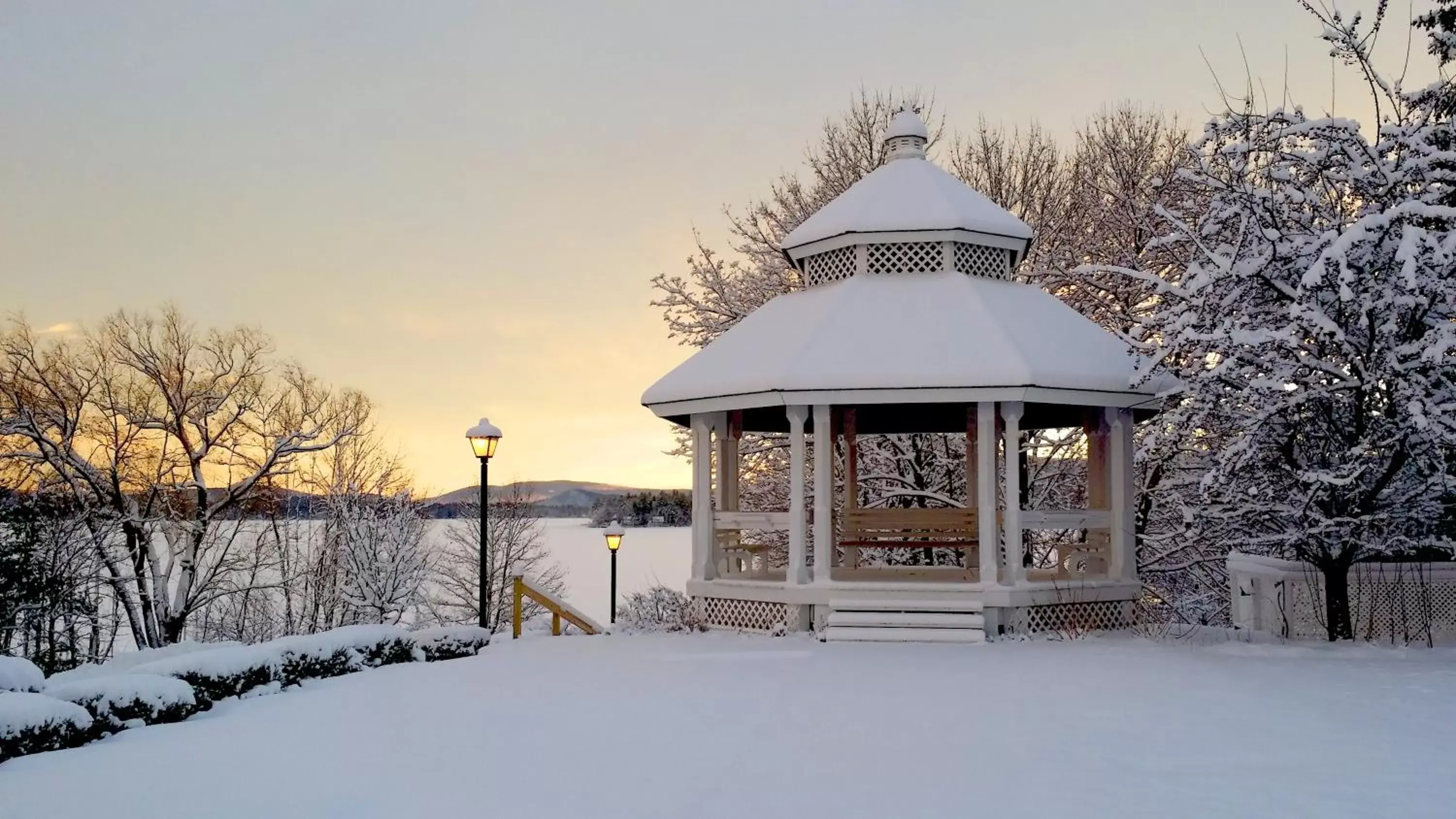 Winter in Wolfeboro Inn