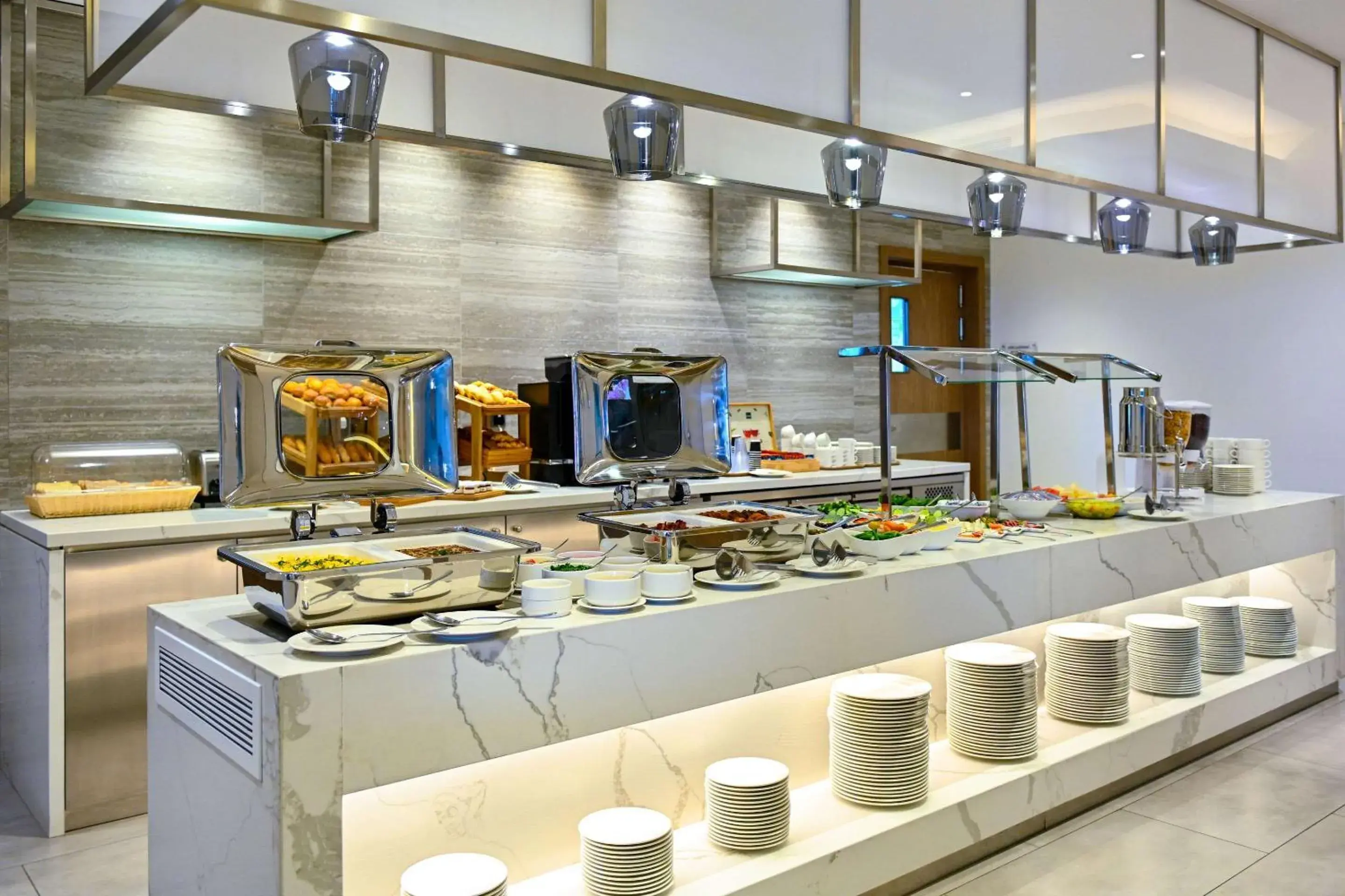 Breakfast, Restaurant/Places to Eat in Comfort Hotel Jeddah King Road