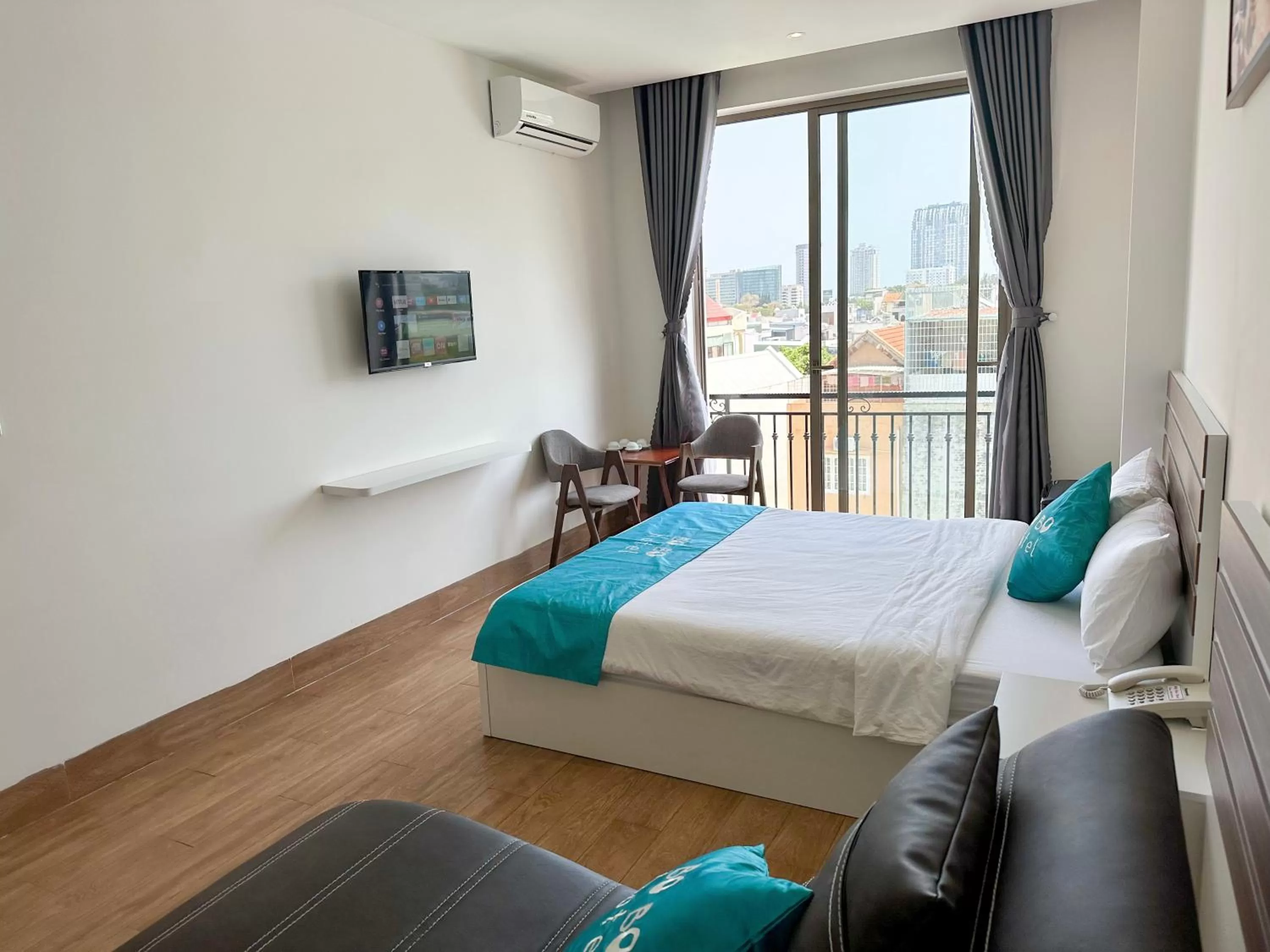 Bed in BOBO Boutique Hotel