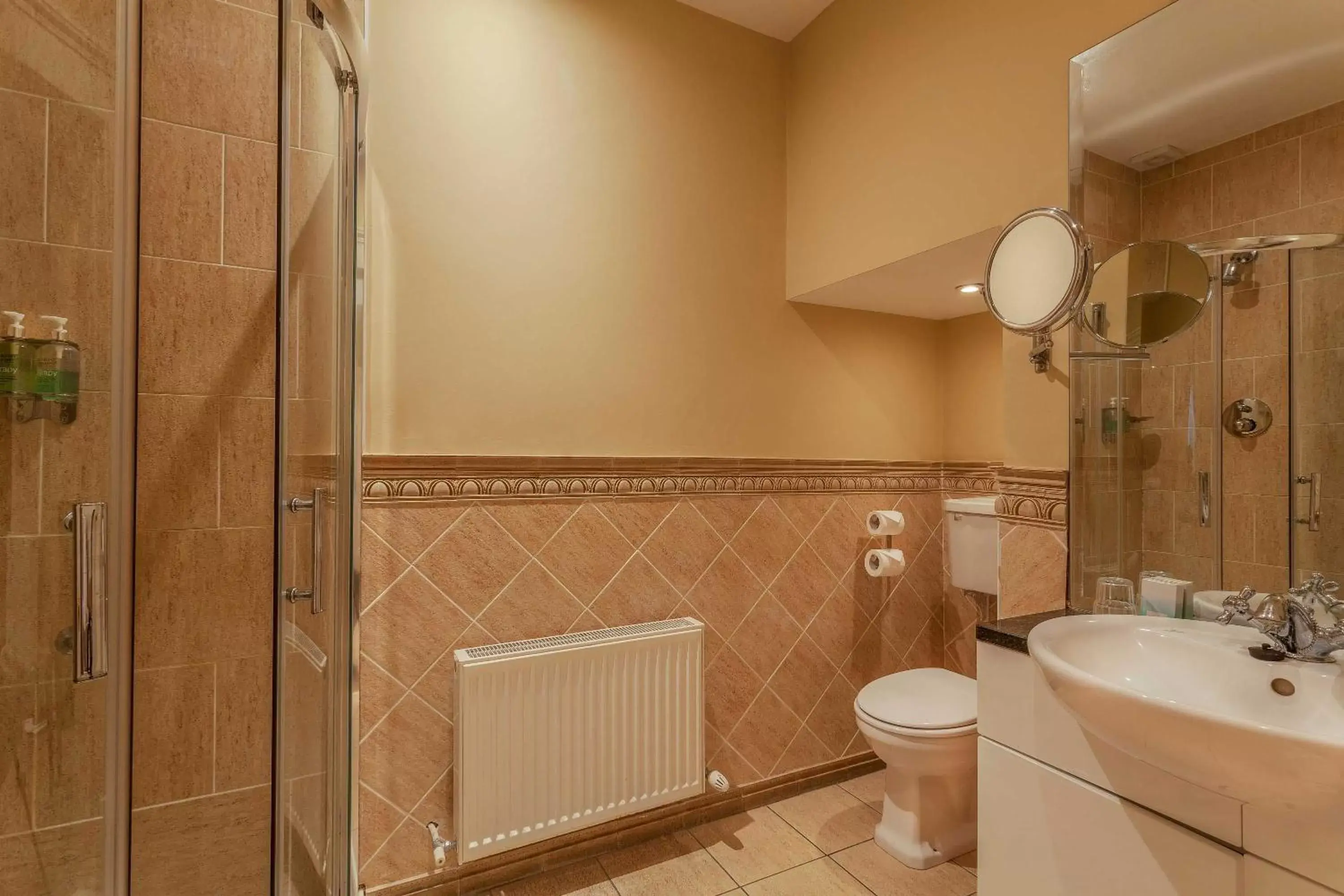 Bathroom in Ballyseede Castle