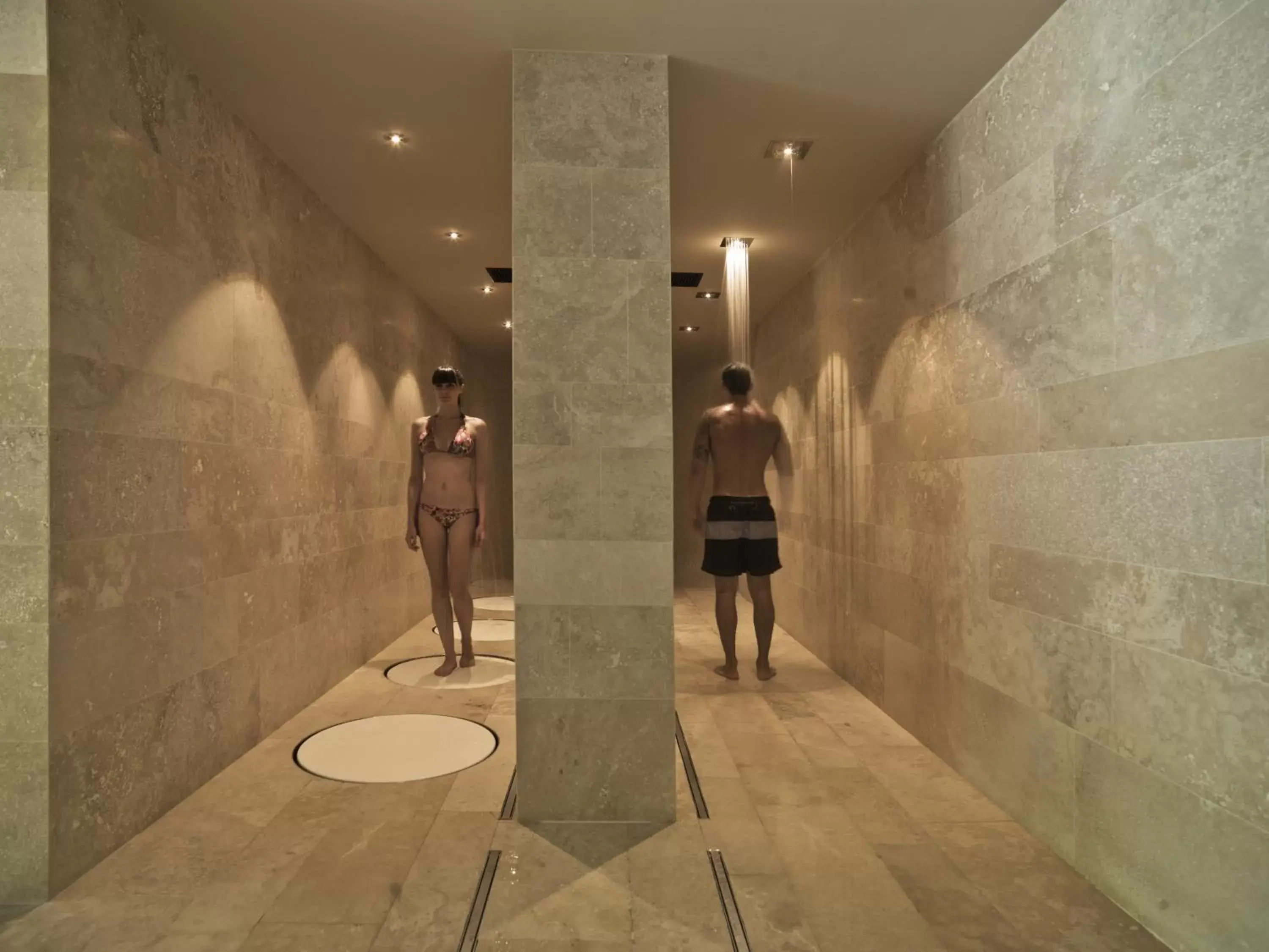 Spa and wellness centre/facilities, Bathroom in A.Roma Lifestyle Hotel