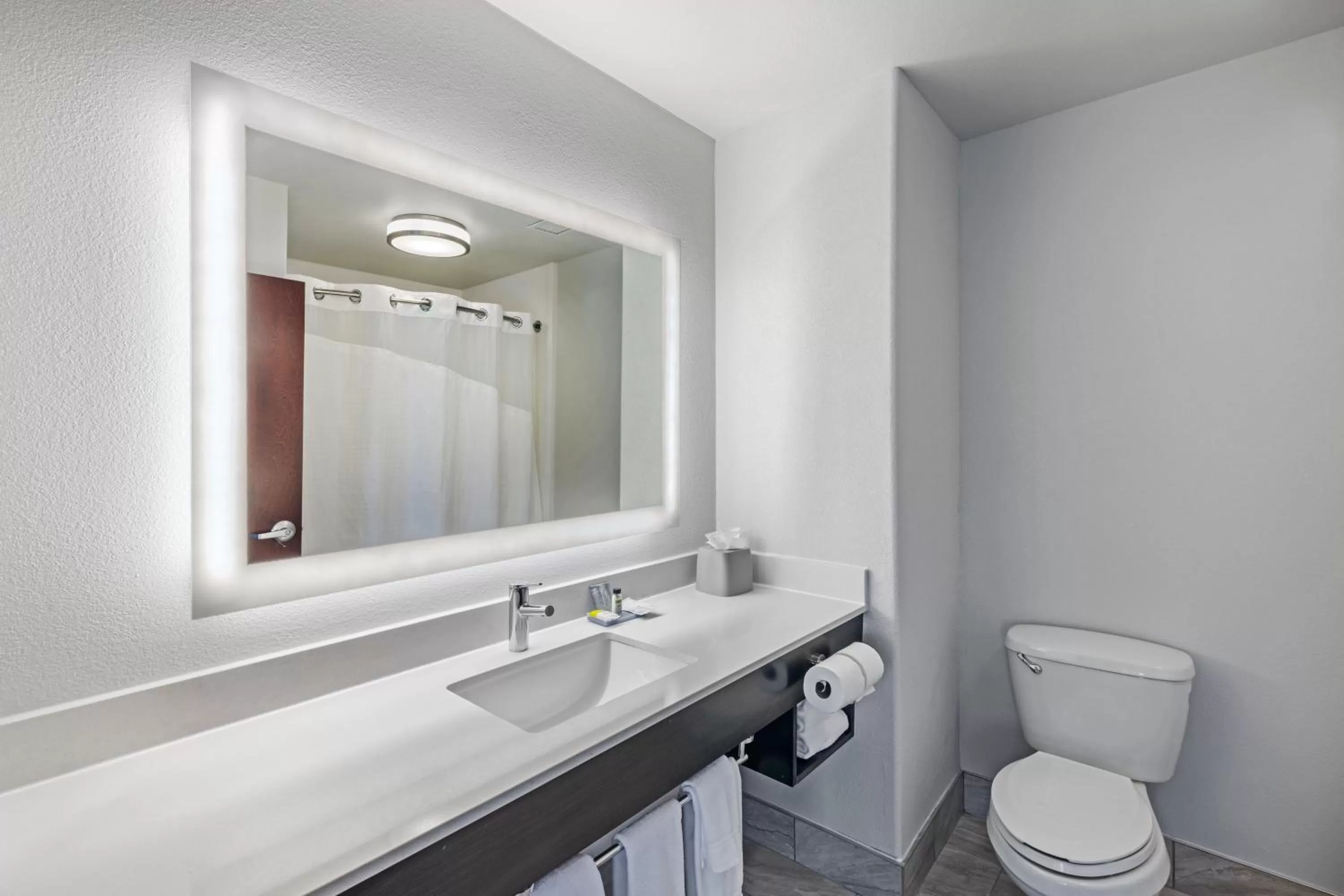 Photo of the whole room in Holiday Inn Express Guymon by IHG