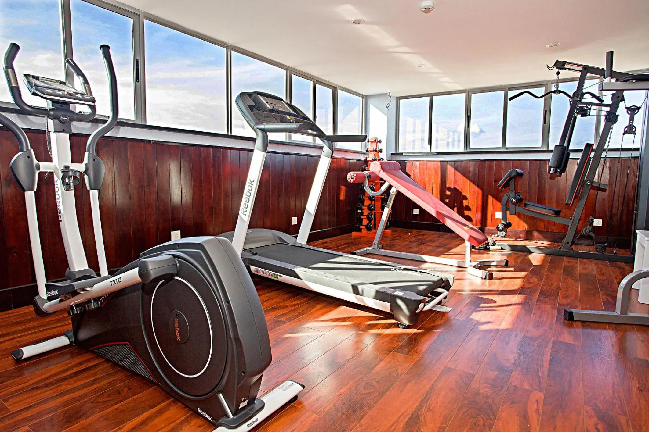 Fitness centre/facilities in Golden Rain 2 Hotel Nha Trang Beach
