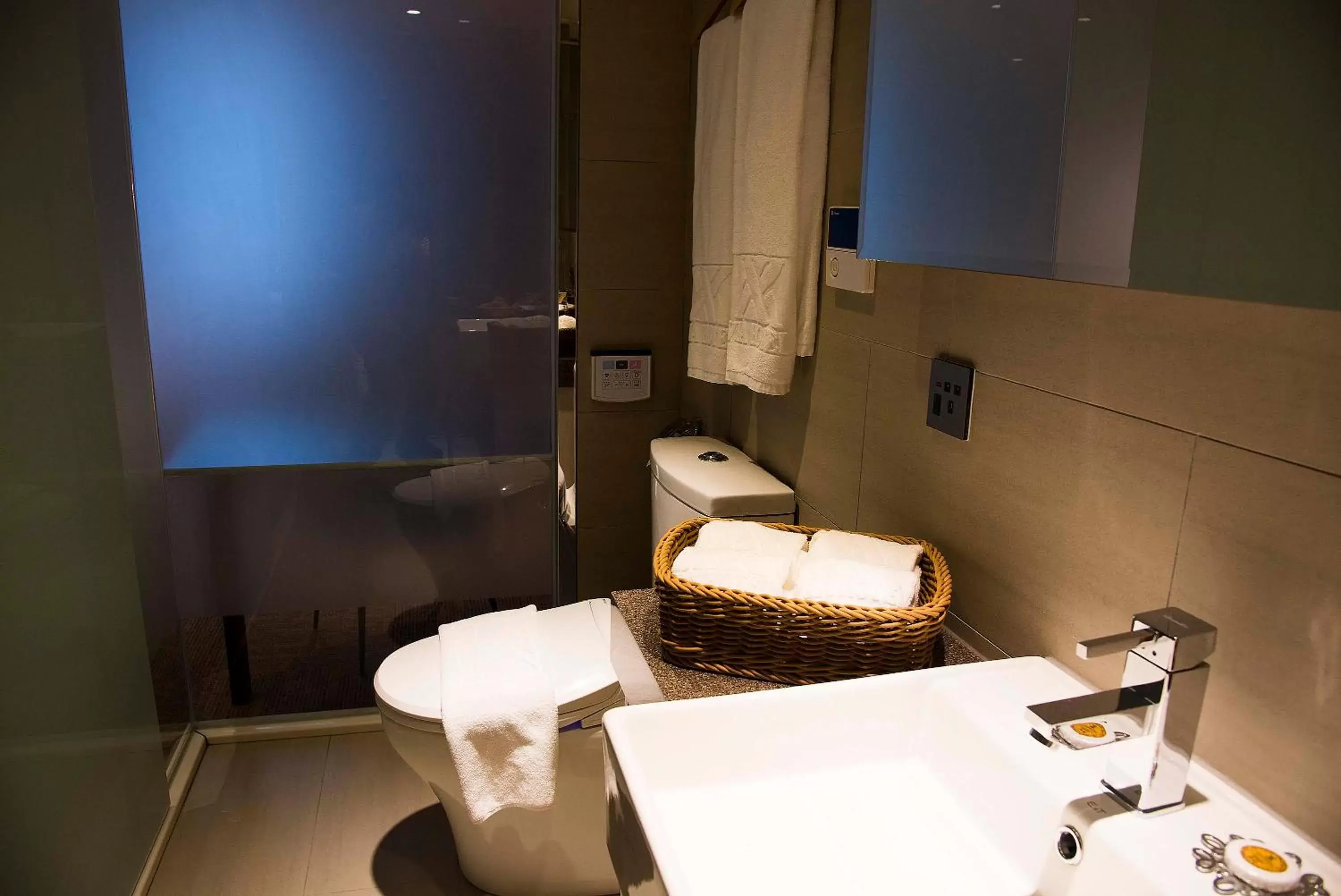 Bathroom, Dining Area in Via Hotel Taipei Station