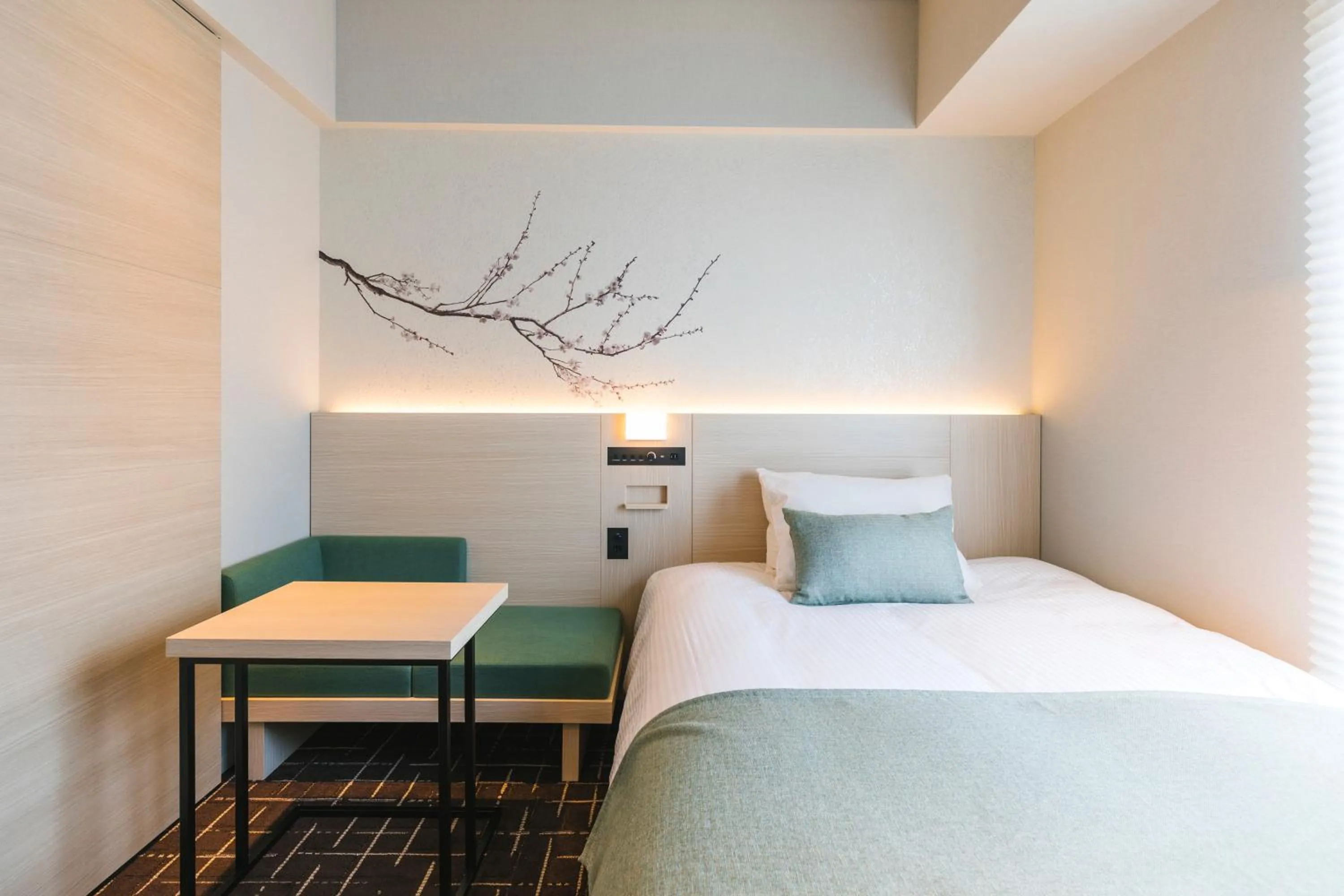 Photo of the whole room, Bed in Hotel Yaenomidori Tokyo