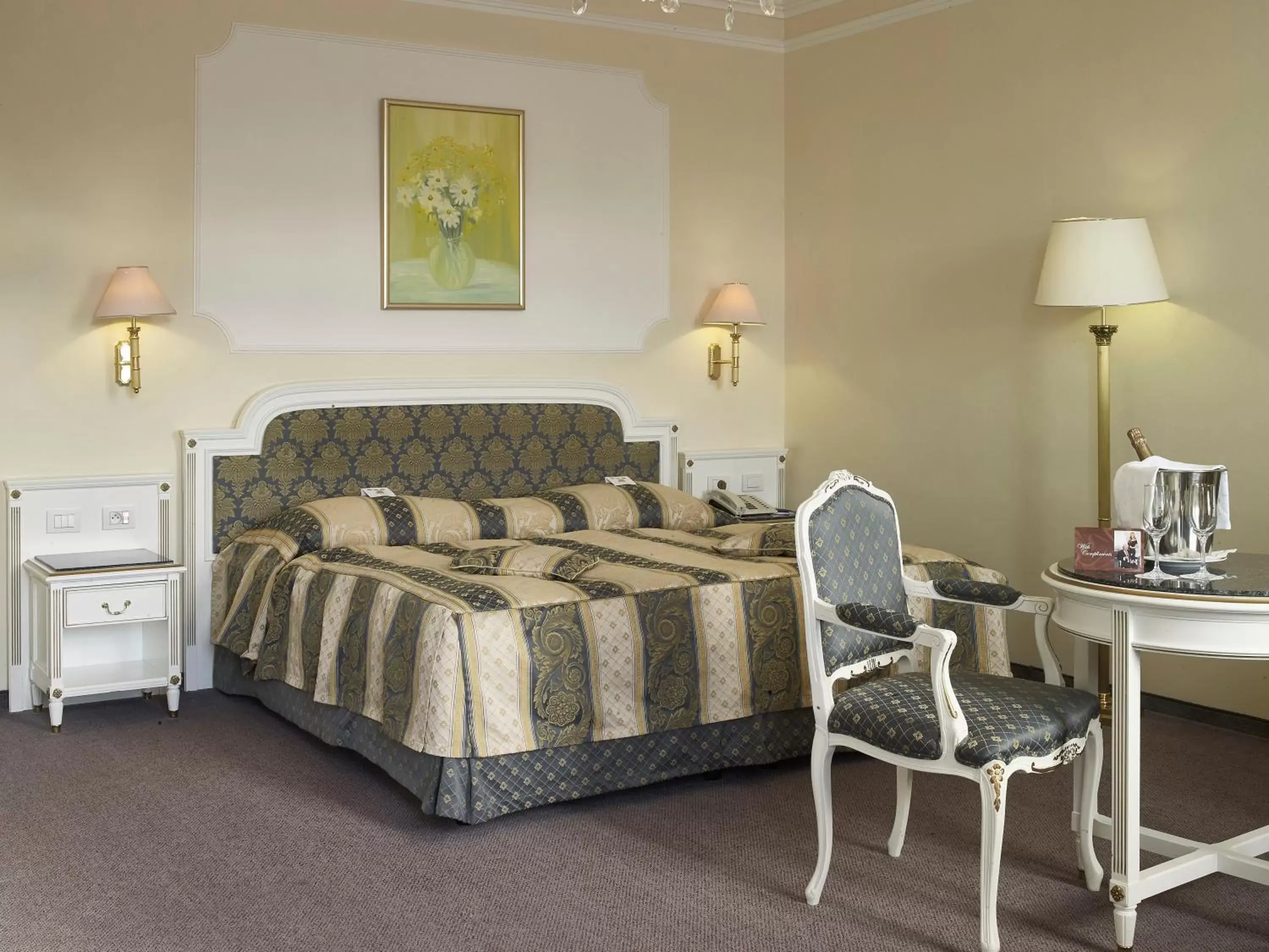 Bedroom, Bed in Esplanade Spa and Golf Resort Bedroom, Bed in Esplanade Spa and Golf Resort