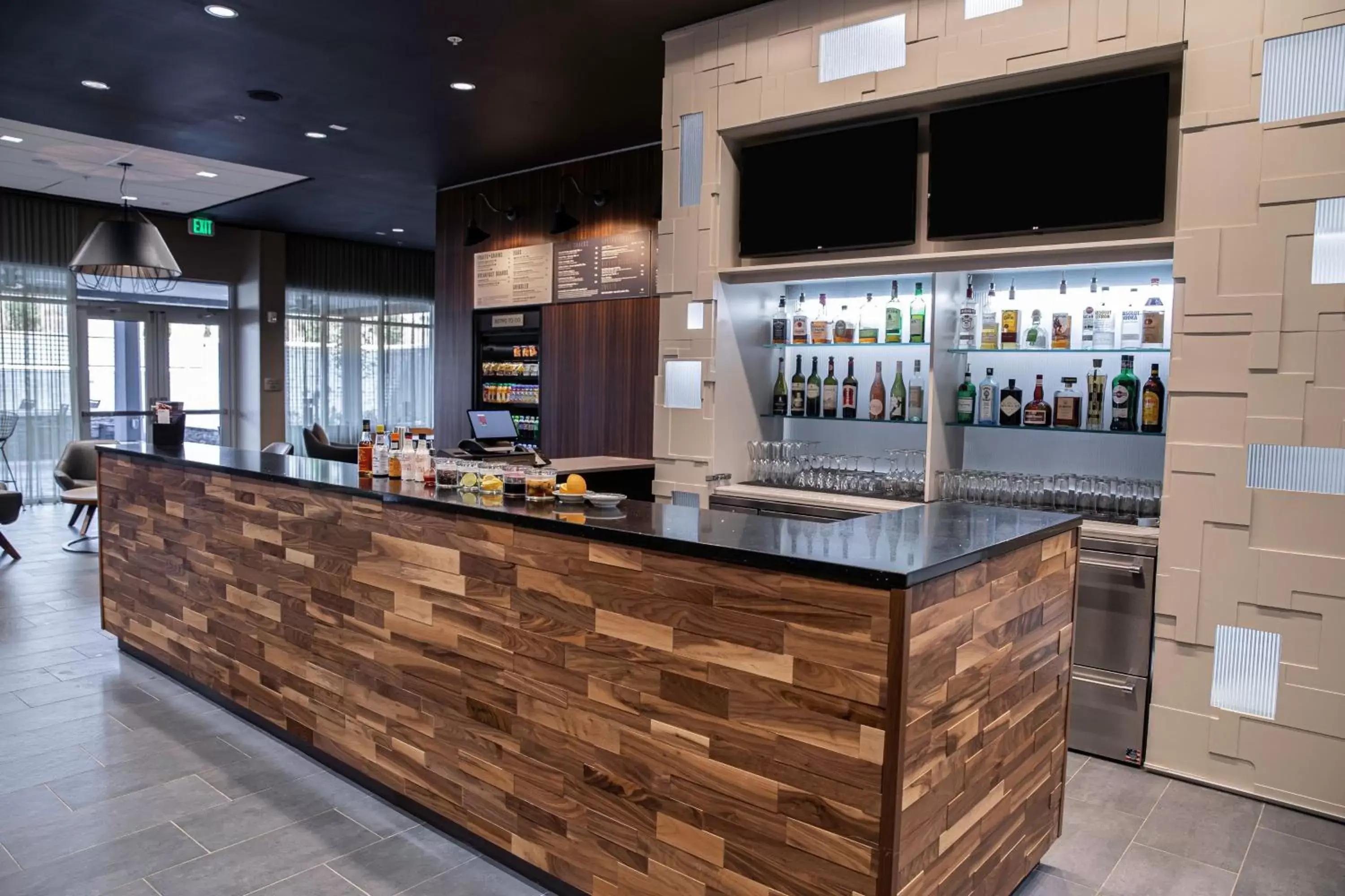 Restaurant/places to eat, Lounge/Bar in Courtyard by Marriott Greenville Mauldin