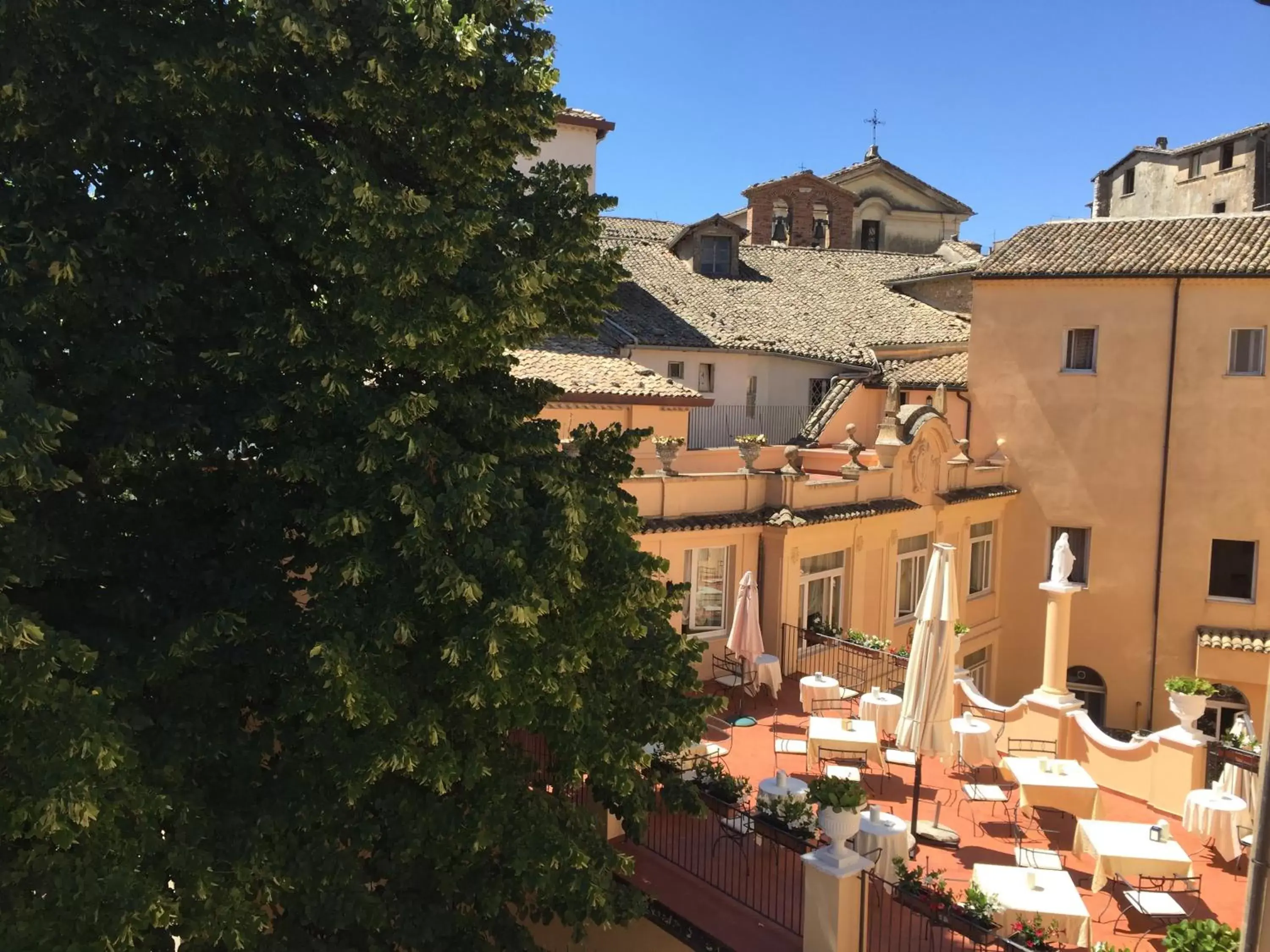 Balcony/Terrace, Nearby Landmark in Hotel Relais Filonardi