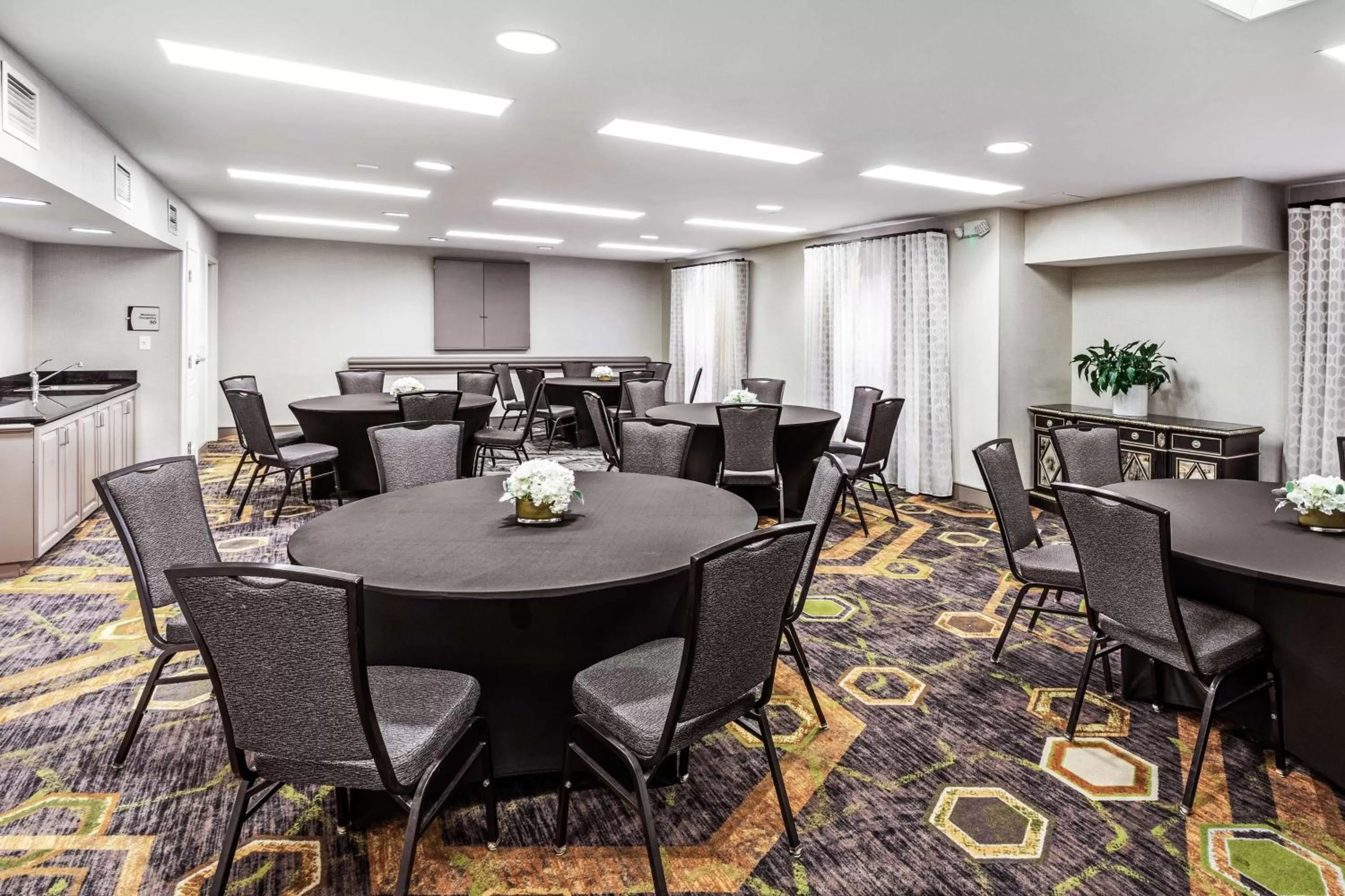 Meeting/conference room in Homewood Suites by Hilton Shreveport
