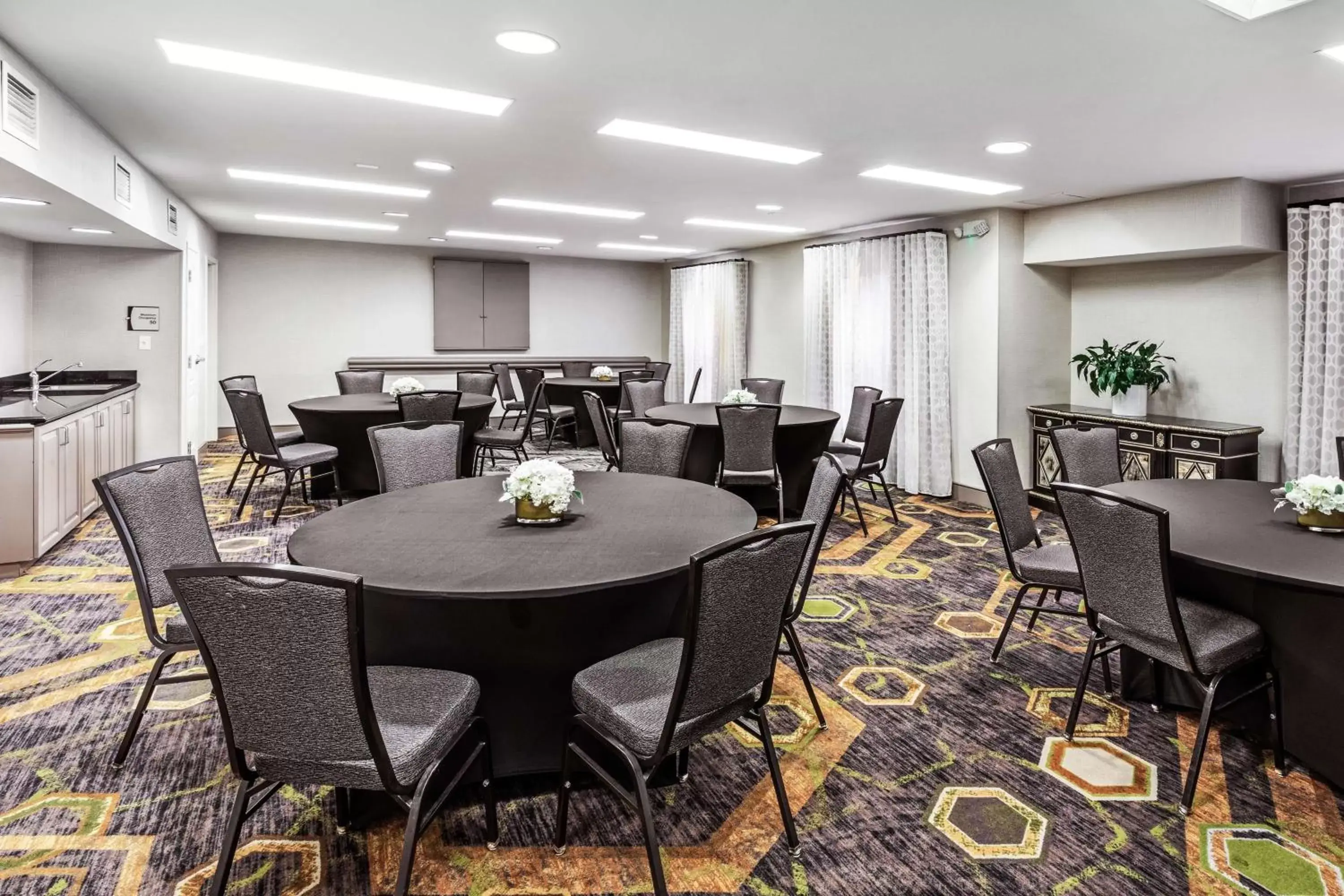 Meeting/conference room, Restaurant/Places to Eat in Homewood Suites by Hilton Shreveport