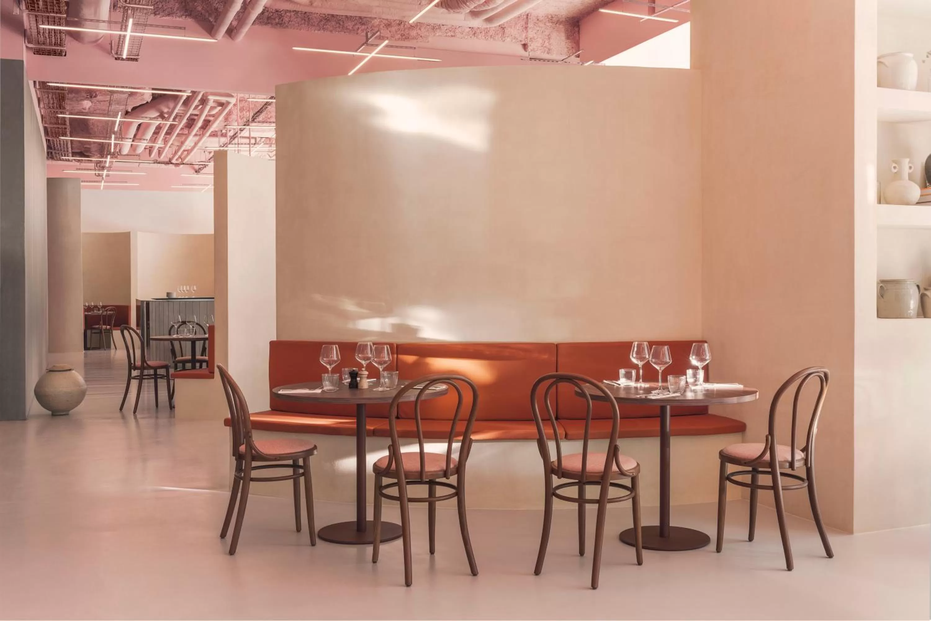 Restaurant/places to eat in OKKO Hotels Paris La Défense