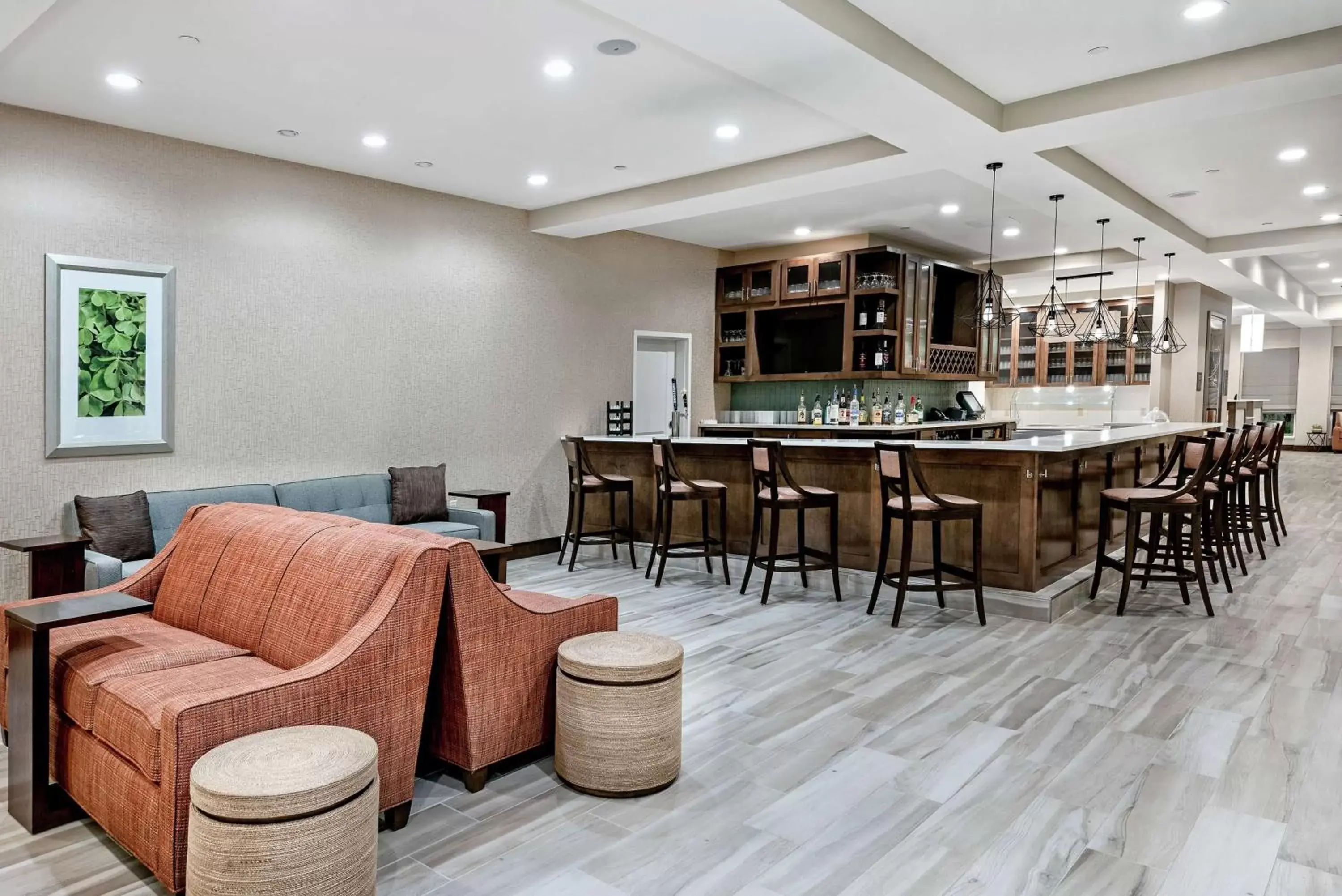 Dining area, Lounge/Bar in Hilton Garden Inn San Marcos