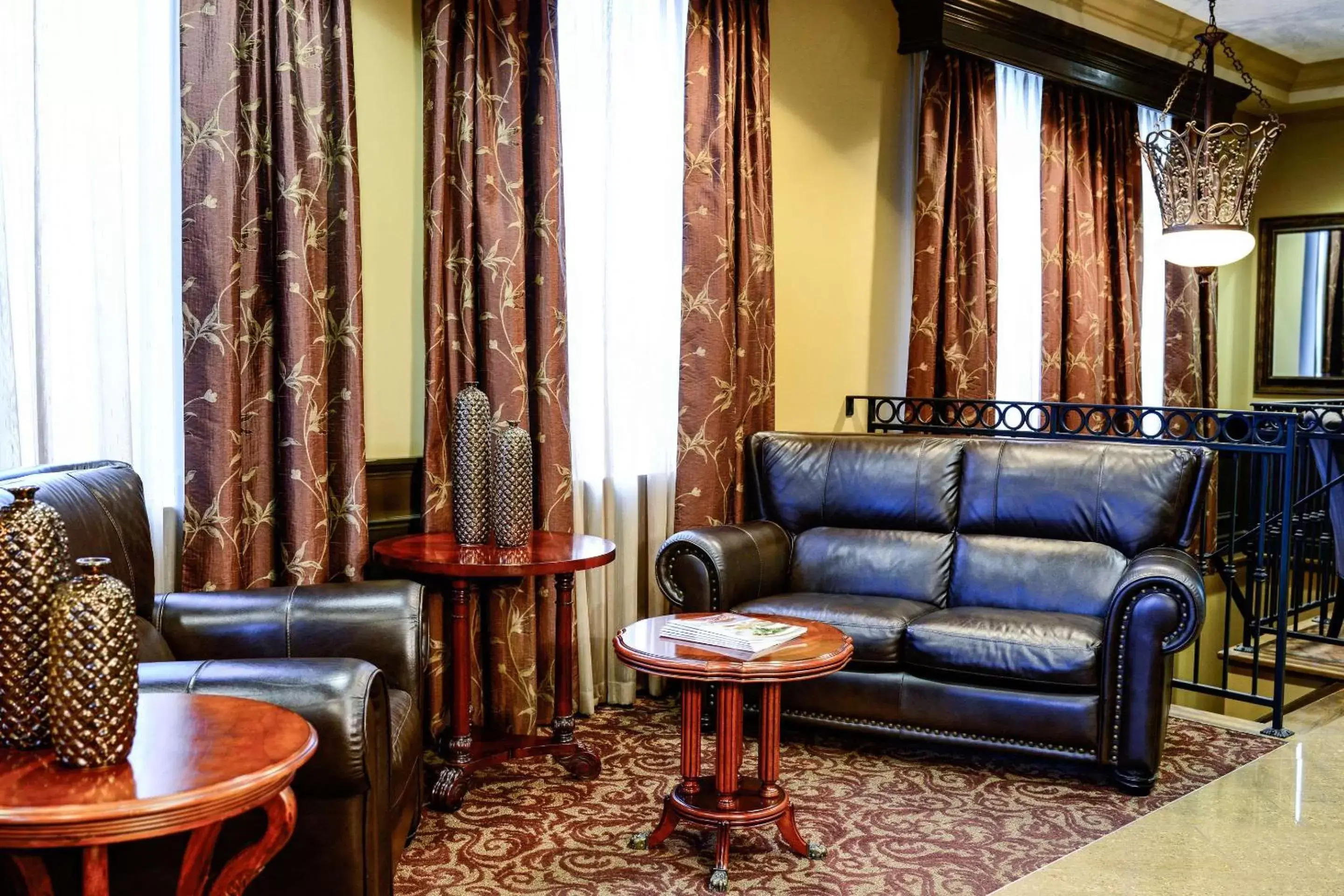 Lobby or reception, Seating Area in The Parlour Inn Ascend Hotel Collection