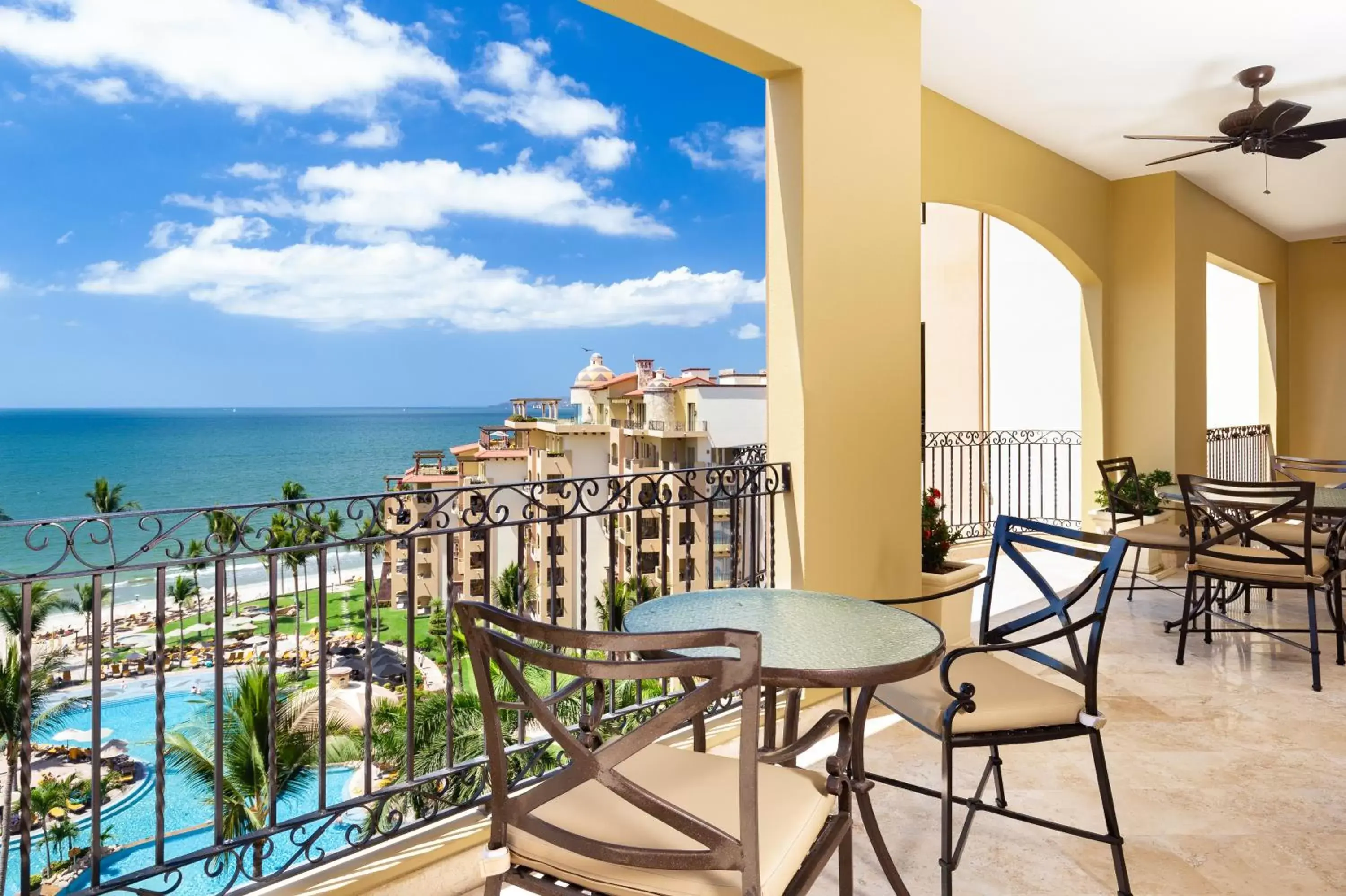 Photo of the whole room in Villa La Estancia Beach Resort & Spa Riviera Nayarit Photo of the whole room in Villa La Estancia Beach Resort & Spa Riviera Nayarit