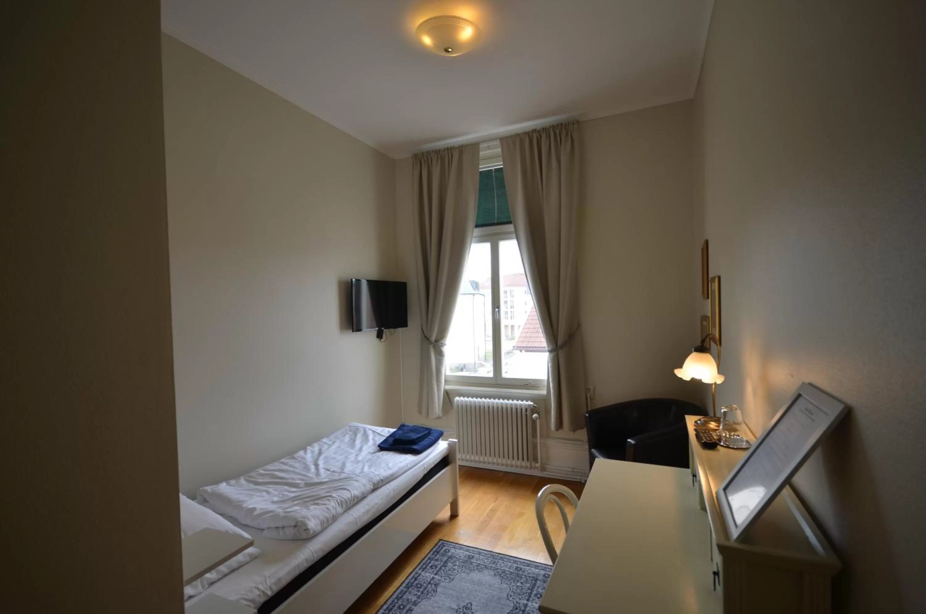 TV and multimedia, Bed in Hotell Royal