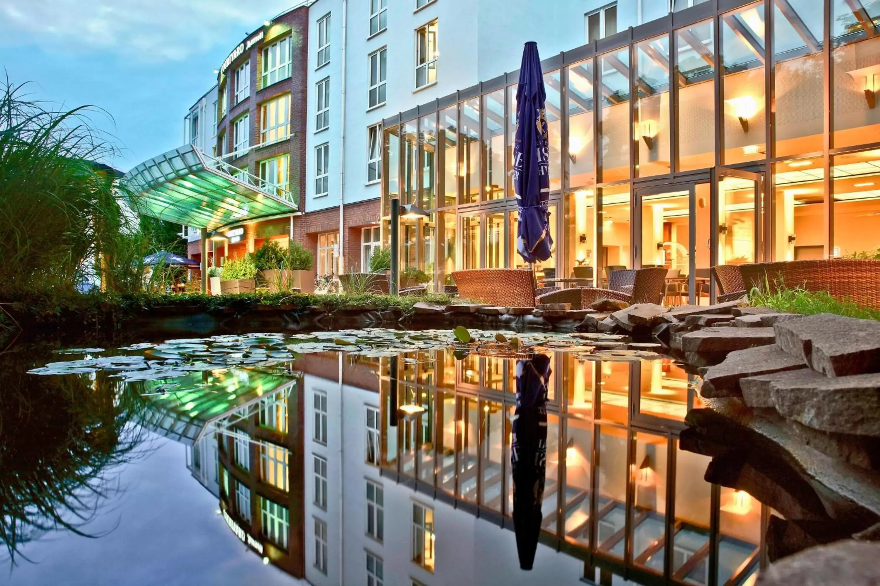 Property Building in Courtyard by Marriott Dresden