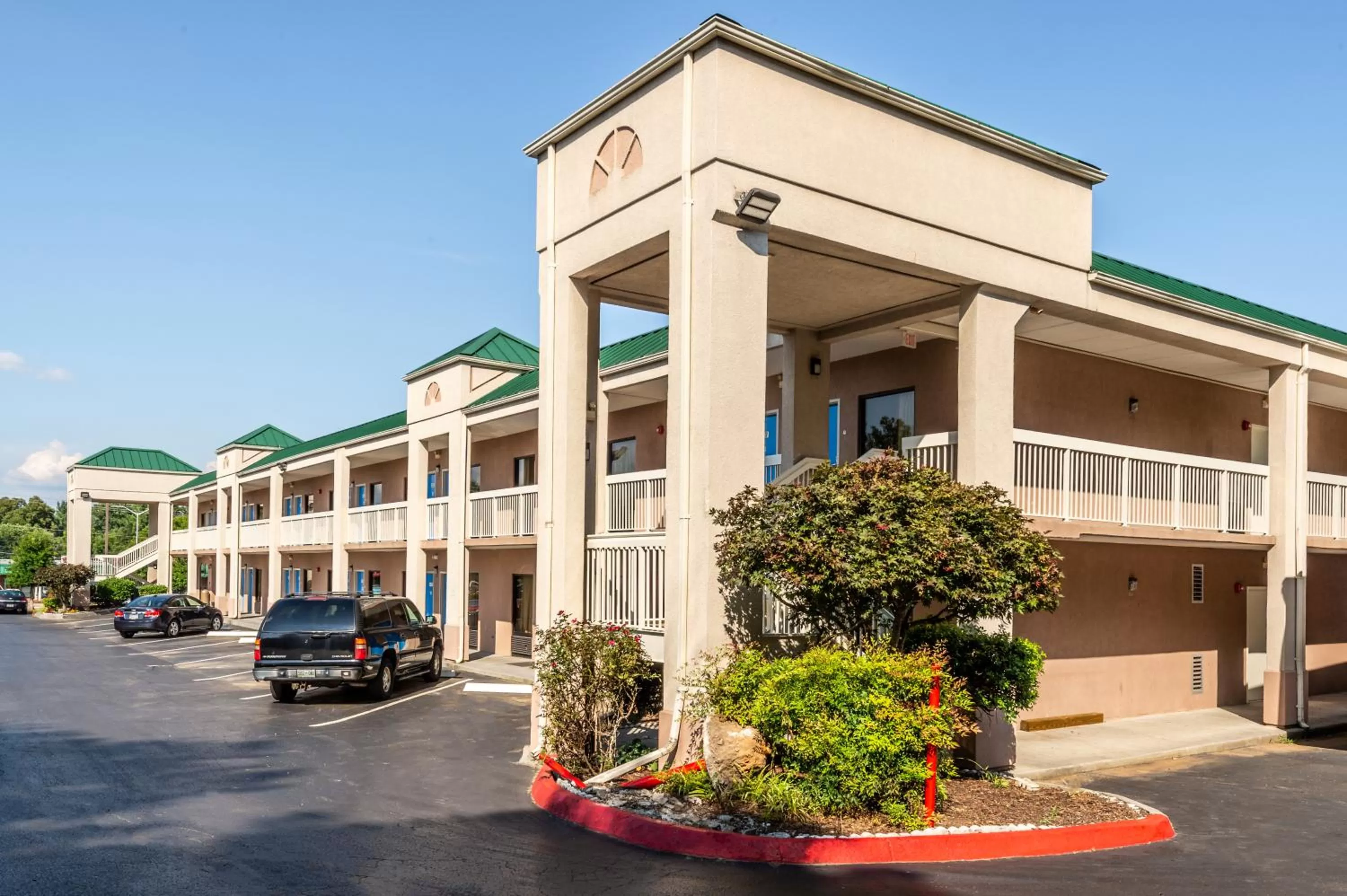 Property building in Motel 6-Kingsport, TN
