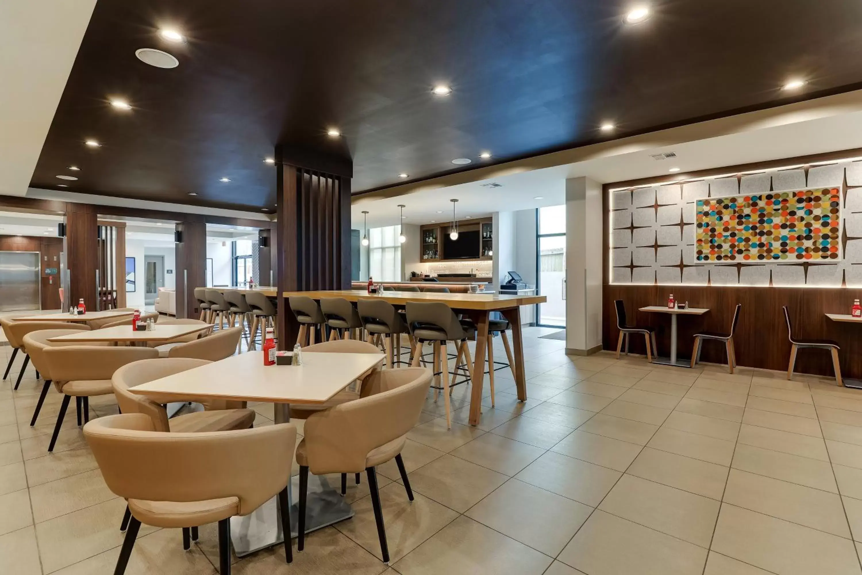 Restaurant/places to eat in Holiday Inn Mobile Airport by IHG Restaurant/places to eat in Holiday Inn Mobile Airport by IHG