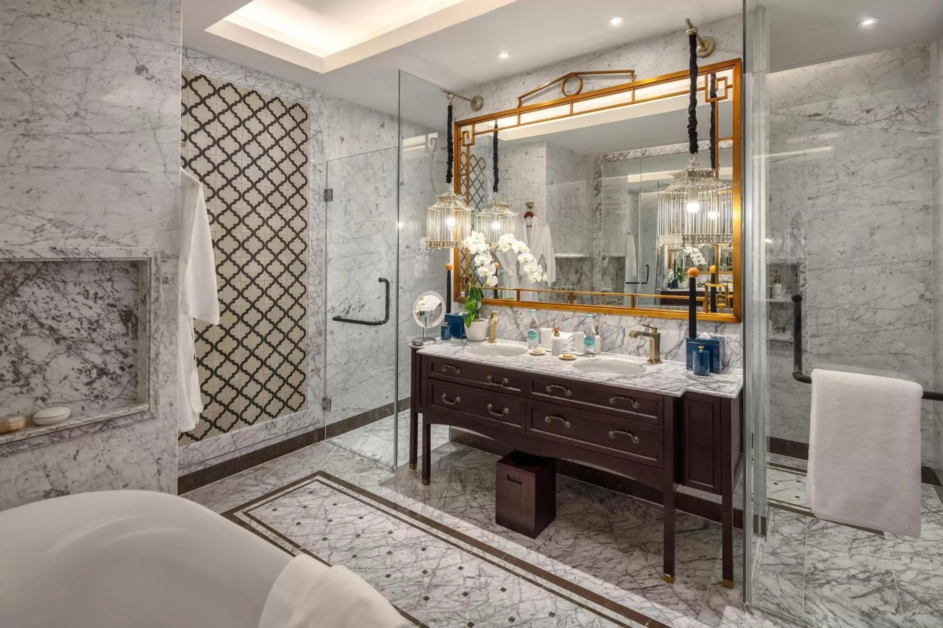 Bathroom in Mia Saigon – Luxury Boutique Hotel