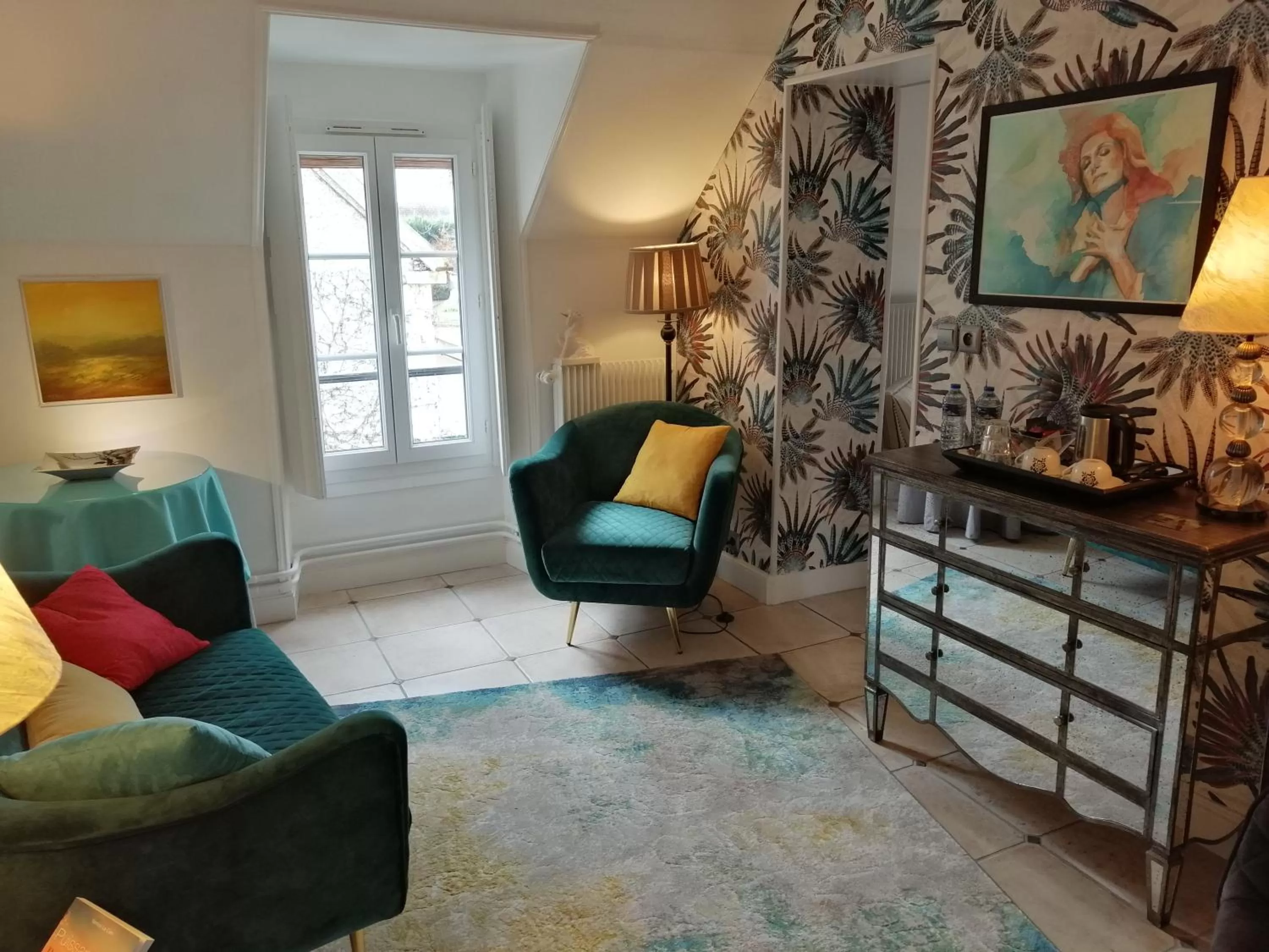 Lounge or bar, Seating Area in Chambres et Tables d'hôtes du Puits d'Athie